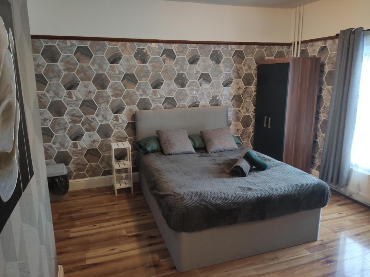 Bright Park Aparthotel