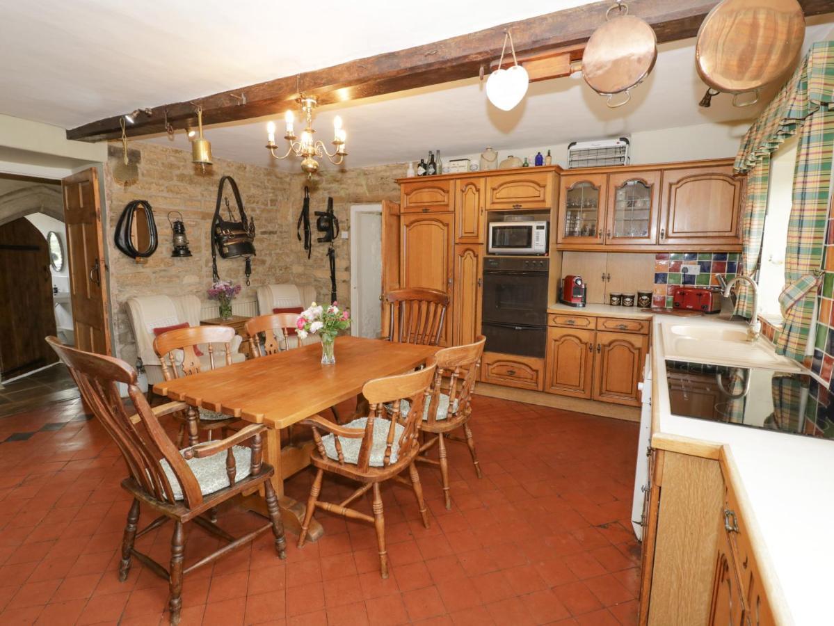 Glapthorn Manor Holiday home *