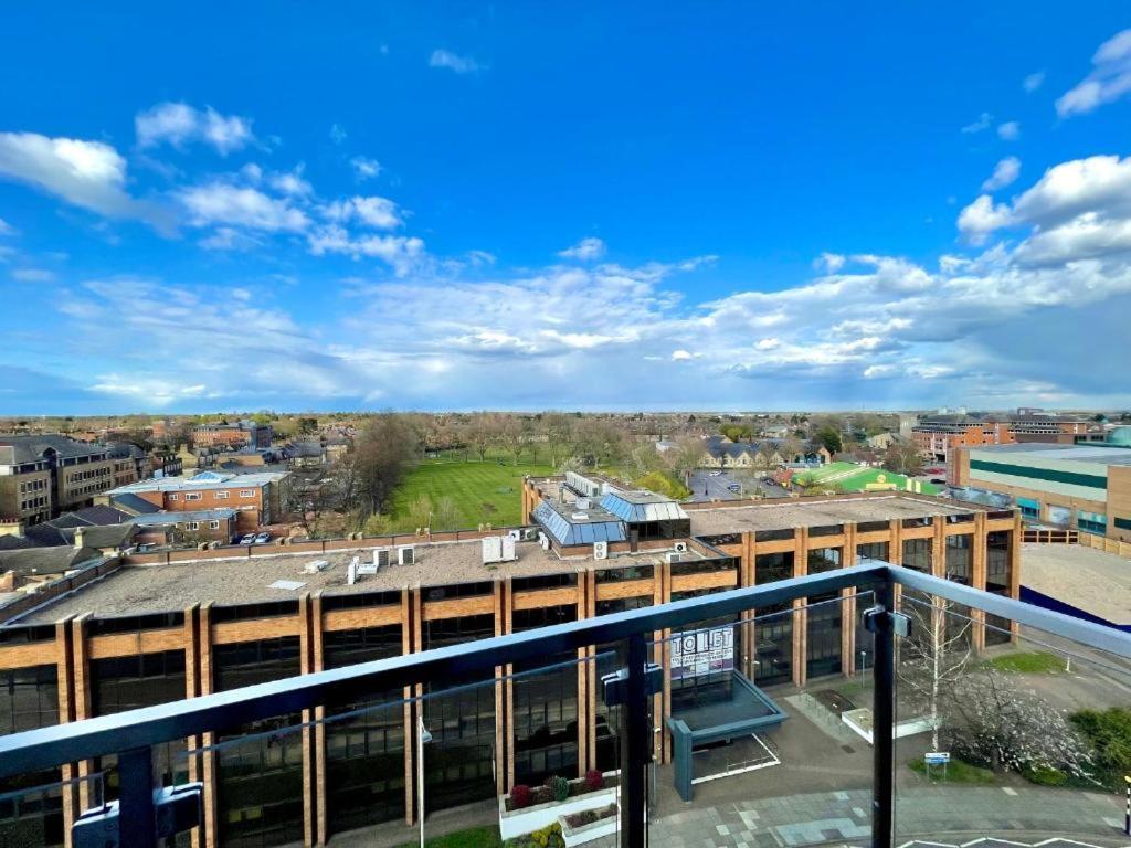 Bayard Plaza Penthouse Apartment *