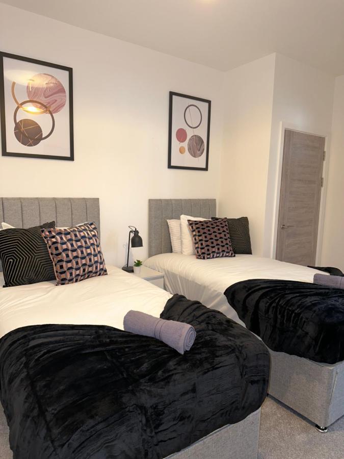 Sleek & Stylish By Dh Peterborough