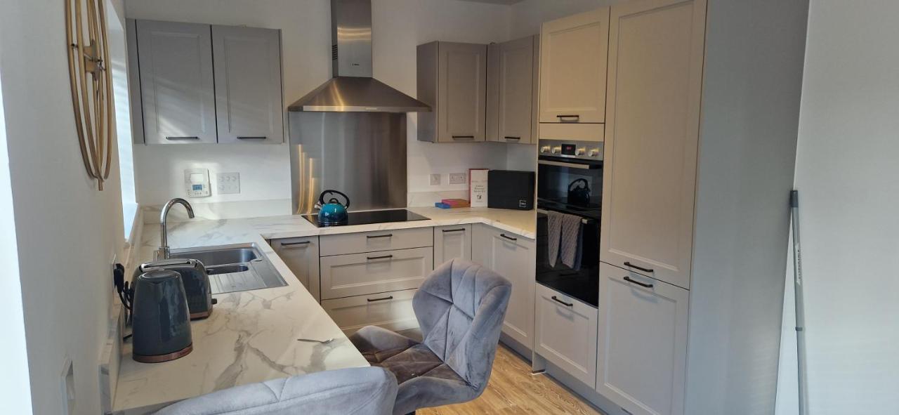 Brand New Entire 4-bed House In Peterborough