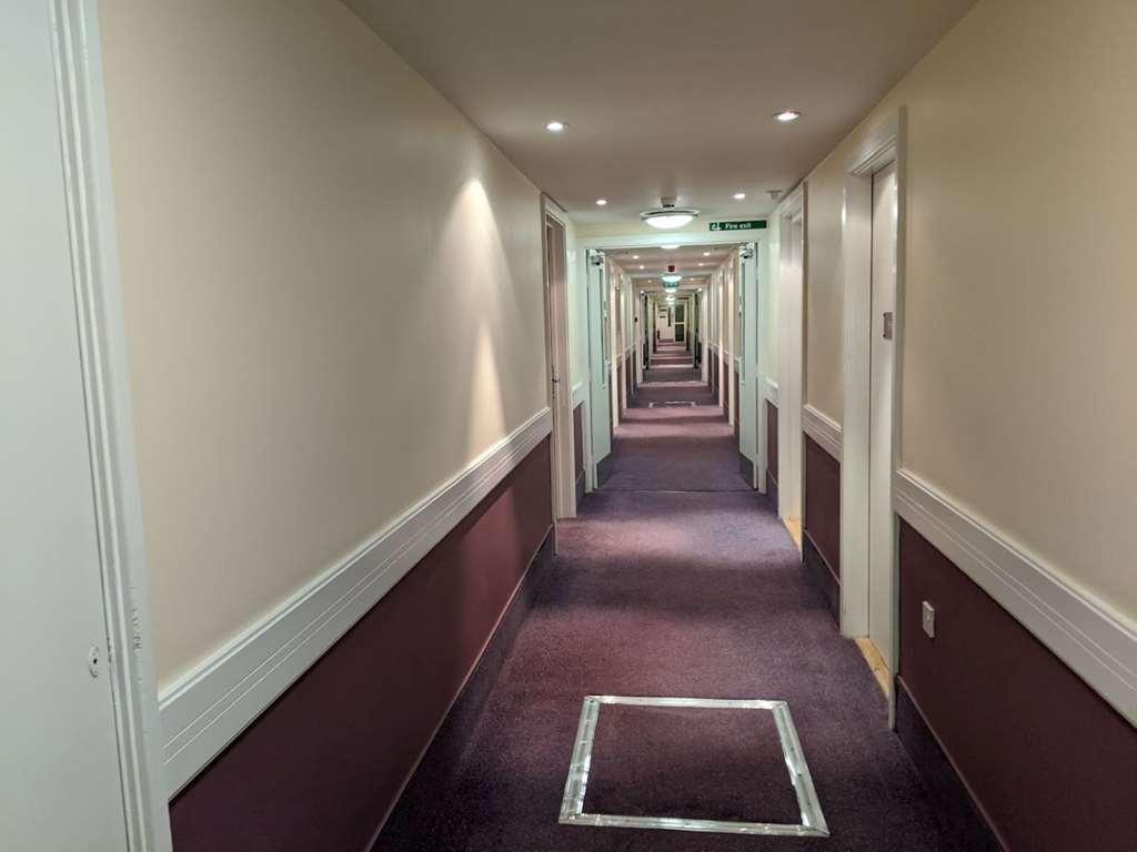 Milestone A1m, Sure Collection Hotel Peterborough