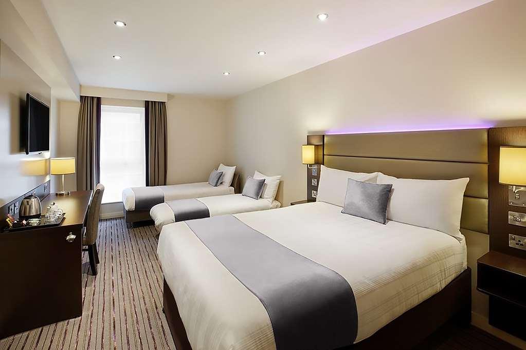 Milestone A1m, Sure Collection Hotel Peterborough