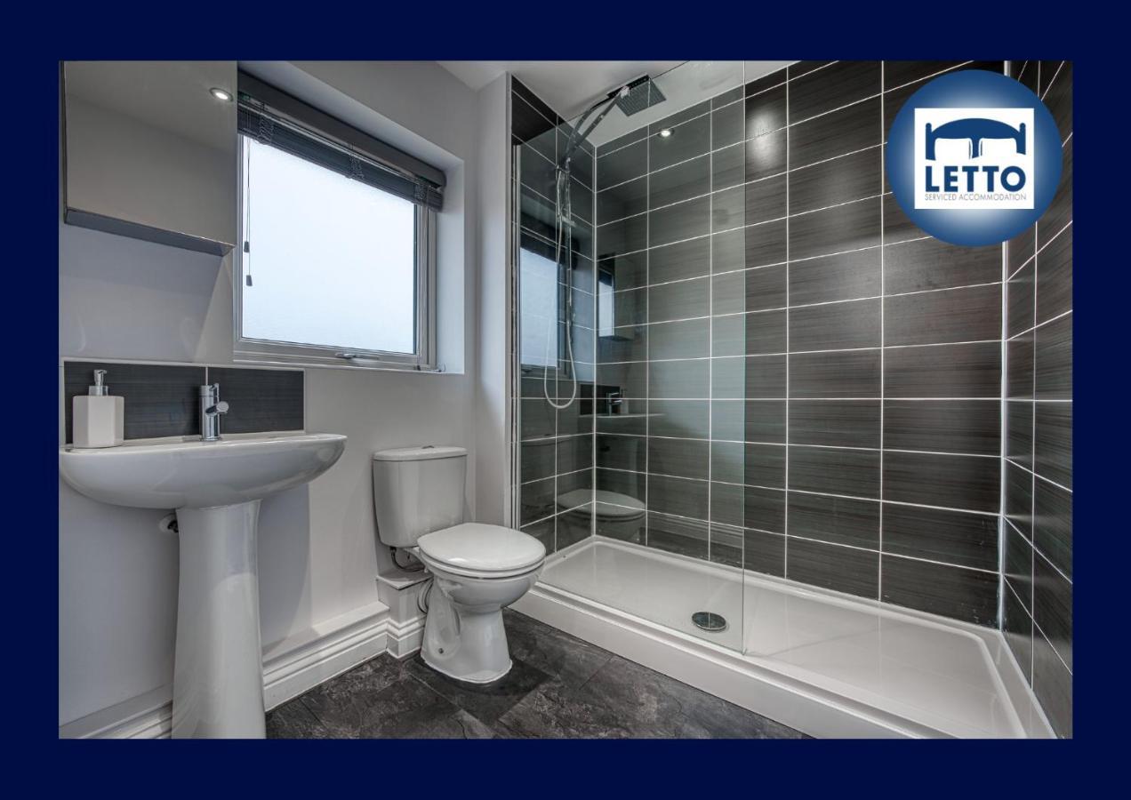 Letto Serviced -sleeps 5 - Pe7 - Free Parking Holiday home Peterborough