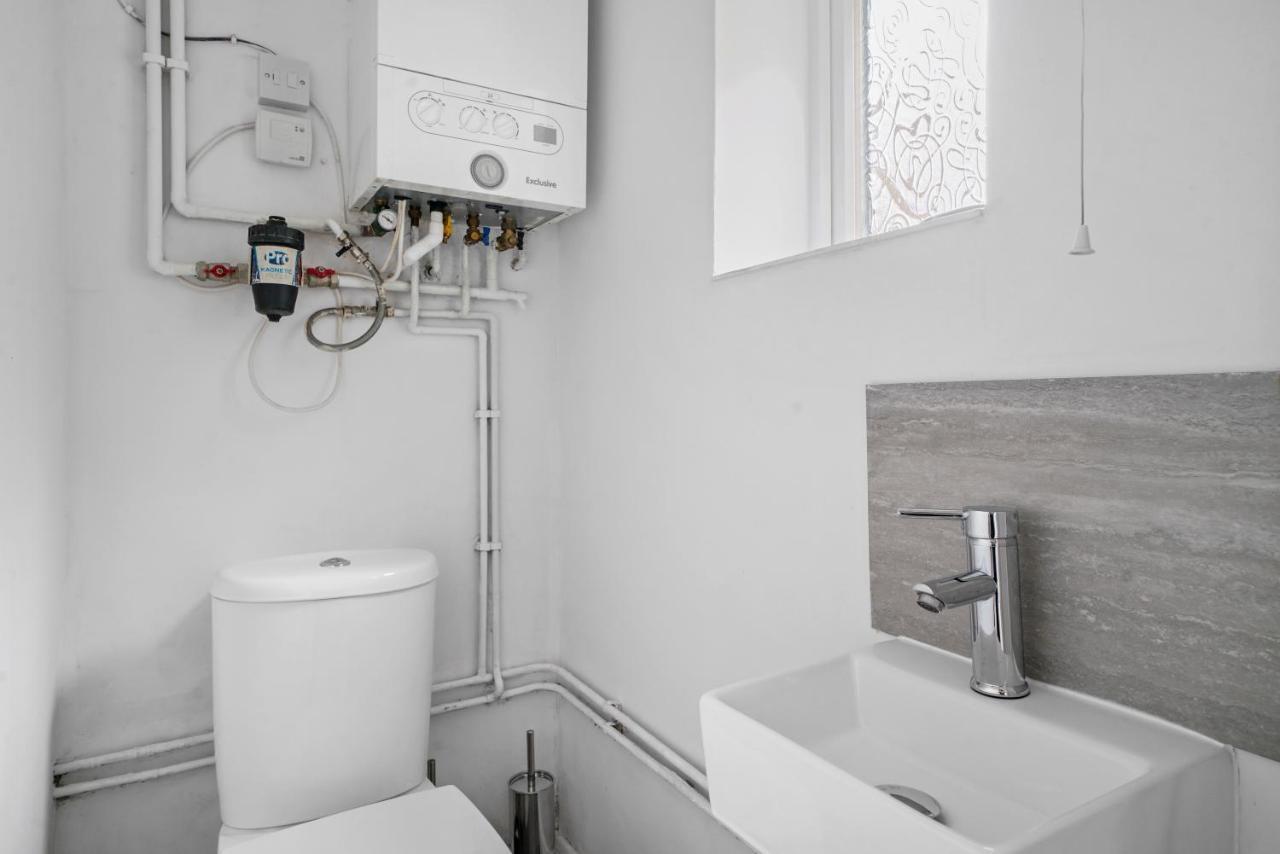 Holiday home Nomastay Contractors: Convenient 3-bedroom Near A47 & Amenities Peterborough