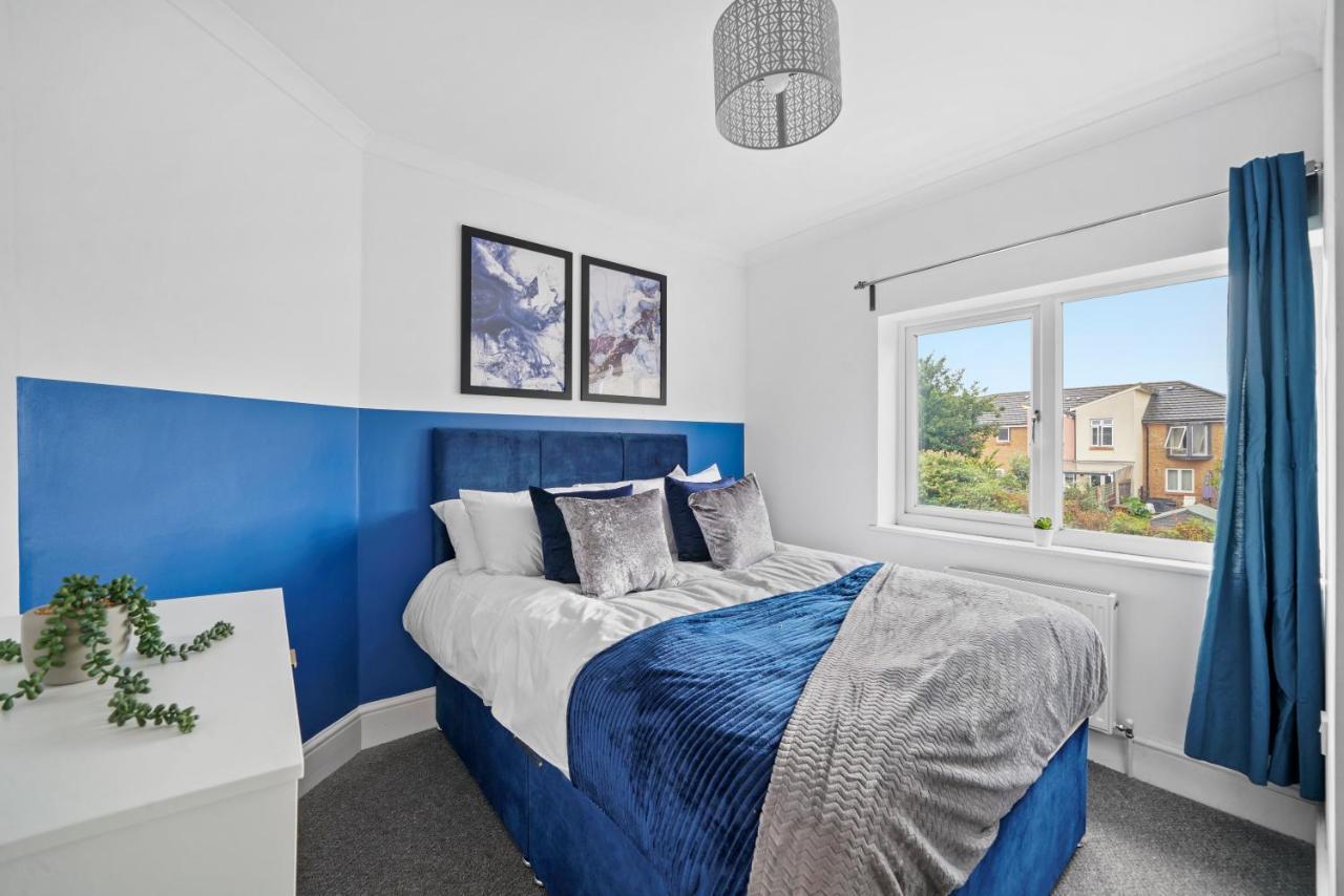 Nomastay Contractors: Convenient 3-bedroom Near A47 & Amenities * Peterborough
