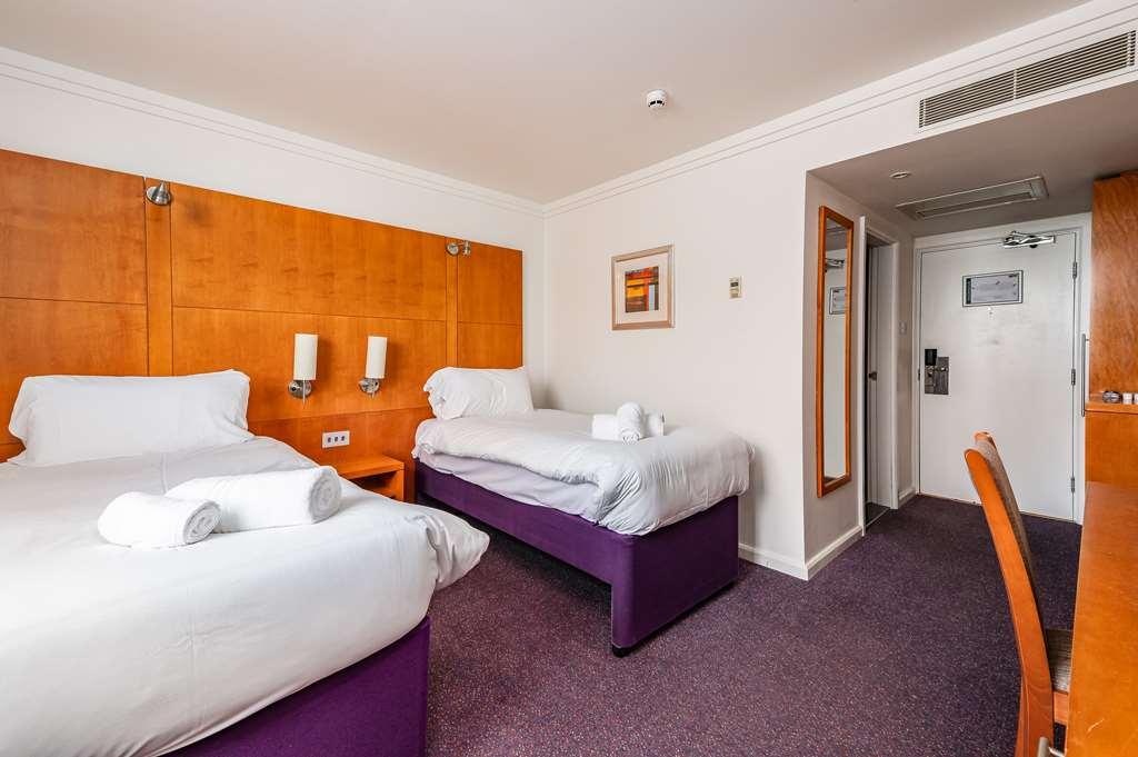 Milestone A1m, Sure Collection Hotel