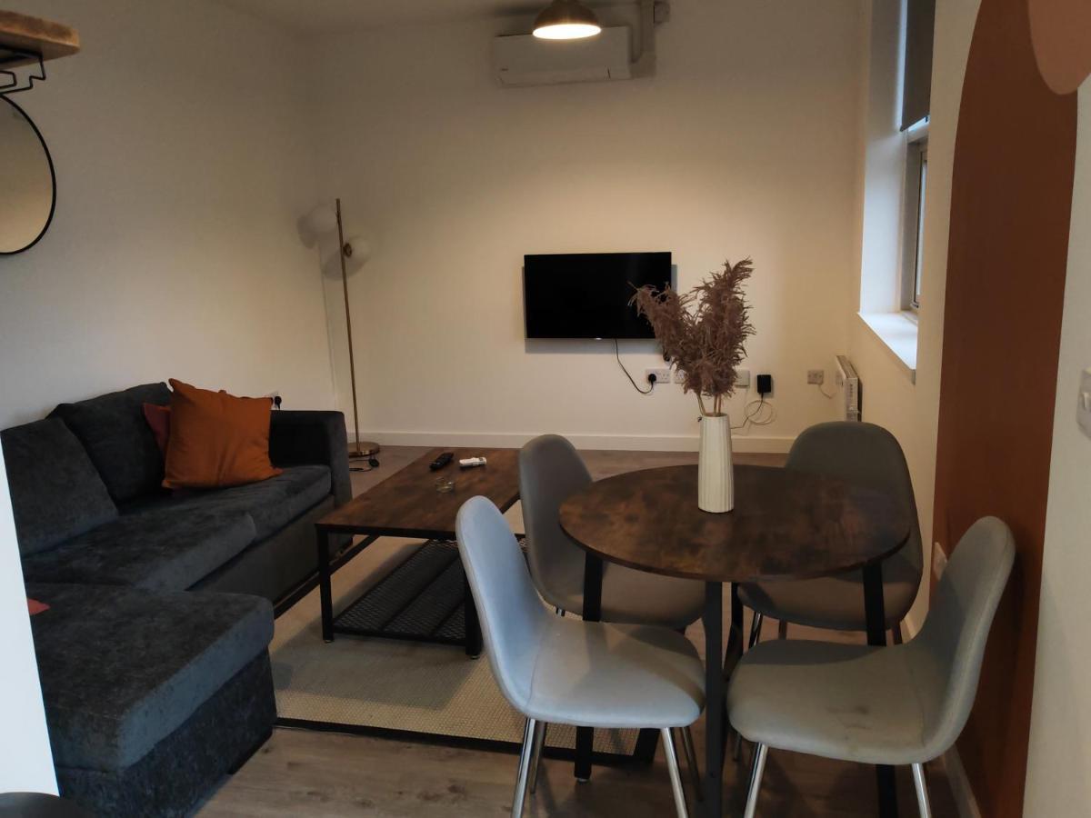 404 Bayard Plaza 2 Bedroom With Outside Terrace *