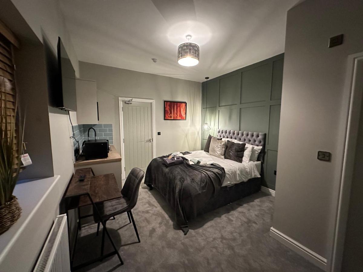 The Centre - - Contractor Friendly - Free Wifi - Smart Tv - Desk Space - Well Designed - Ideal For Long Work Apartment *