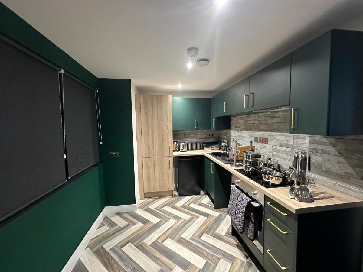 Newark House Premium With Sofa Beds - Wifi - Free Parking - Perfect For Contractors! * Peterborough