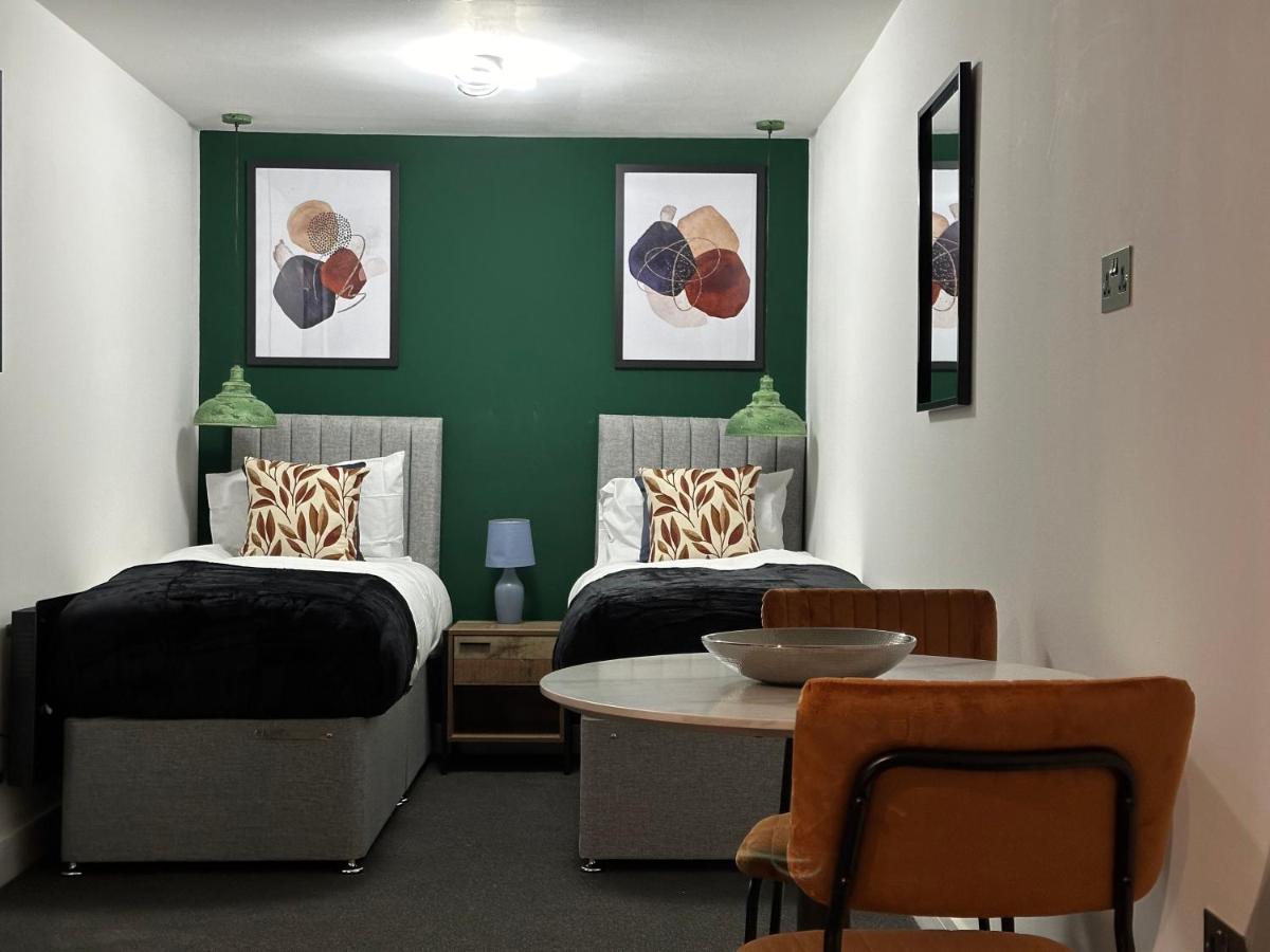 Newark House Premium With Sofa Beds - Wifi - Free Parking - Perfect For Contractors! Aparthotel Peterborough