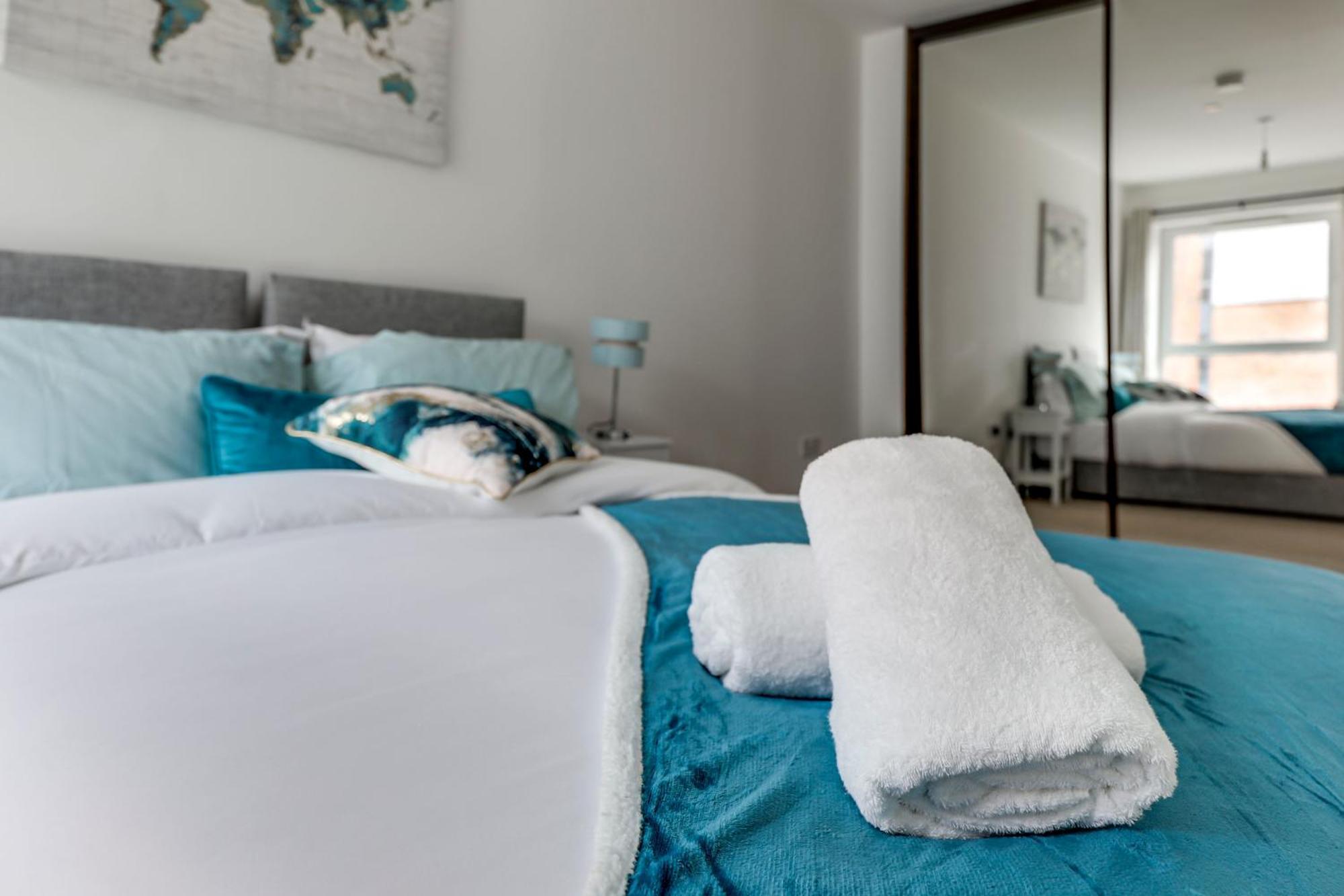 Stylish Flat In Apartment Peterborough