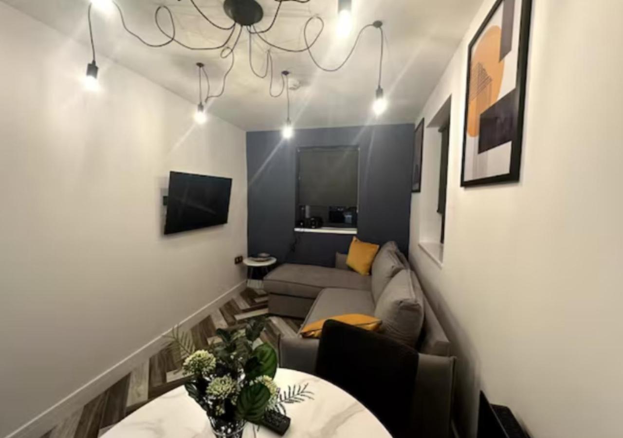 Newark House - 1 Bed * Peterborough