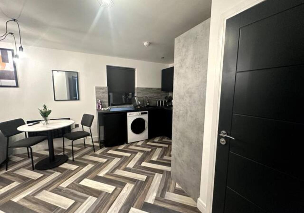 Newark House - 1 Bed * Peterborough