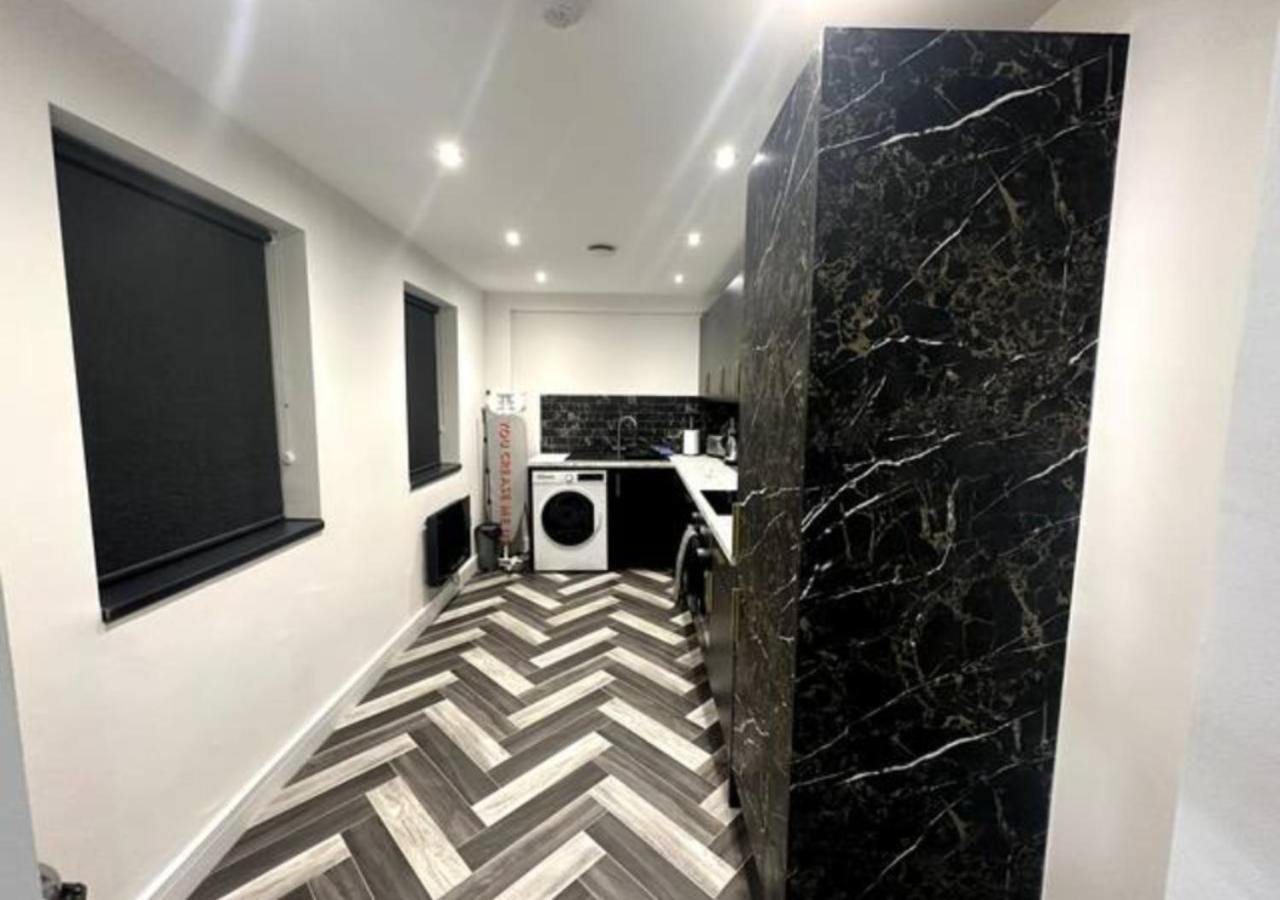 Superior 1-bed With 2 Sofa Beds Sleeps 6