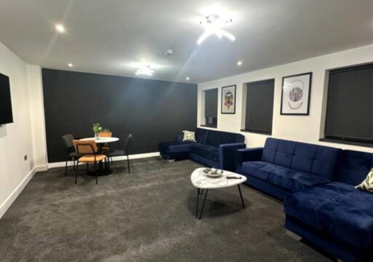Superior 1-bed With 2 Sofa Beds Sleeps 6 Apartment *