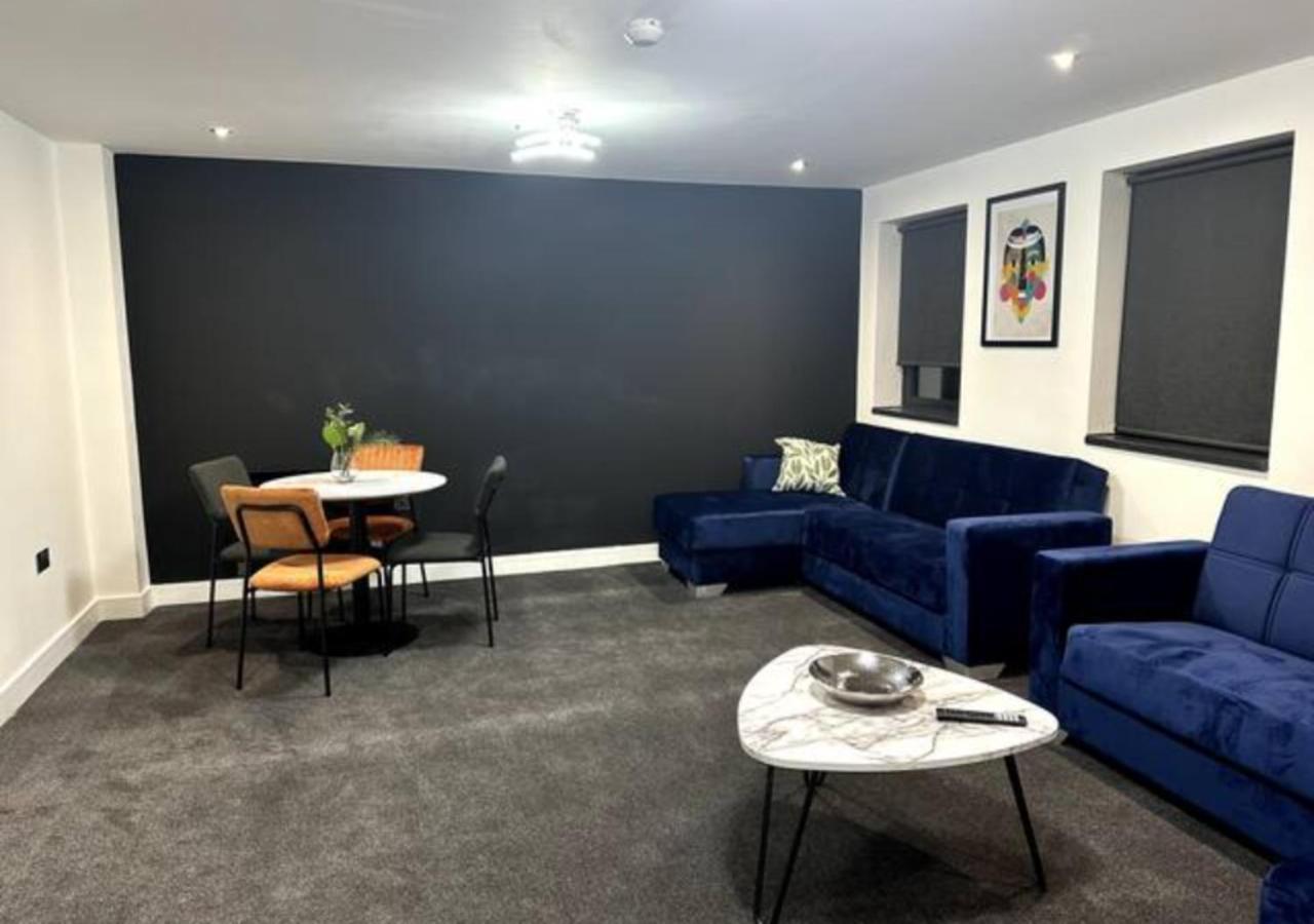 Superior 1-bed With 2 Sofa Beds Sleeps 6 Apartment