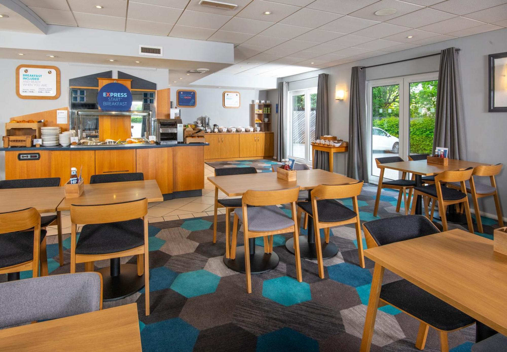 Express By Ihg Hotel Peterborough