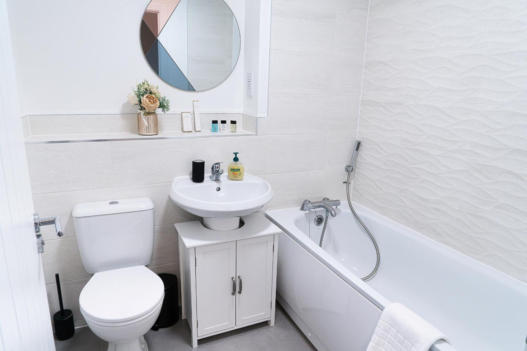 Hewitt House Business Contractor Holiday home
