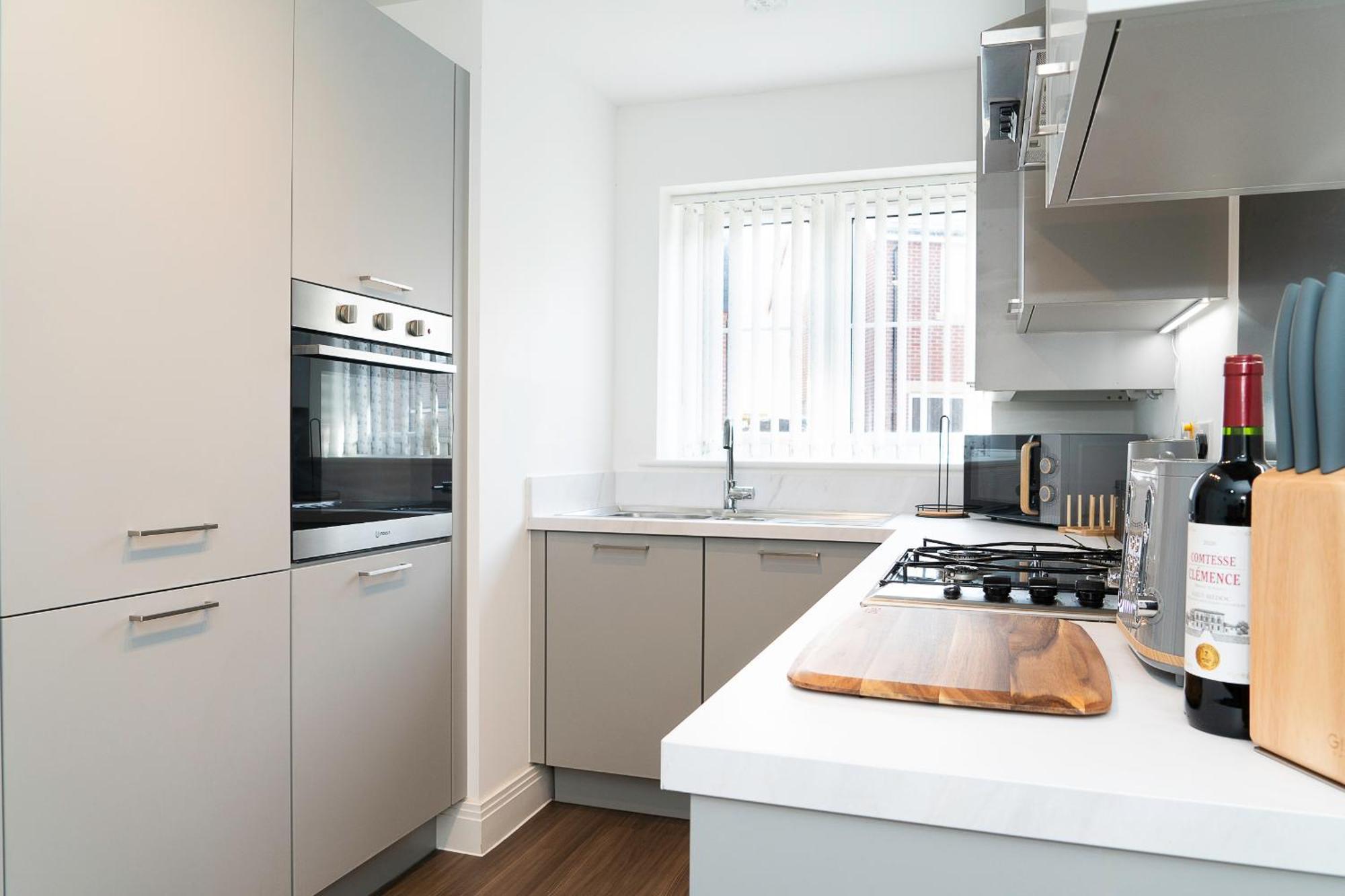 Hewitt House Business Contractor Holiday home Peterborough