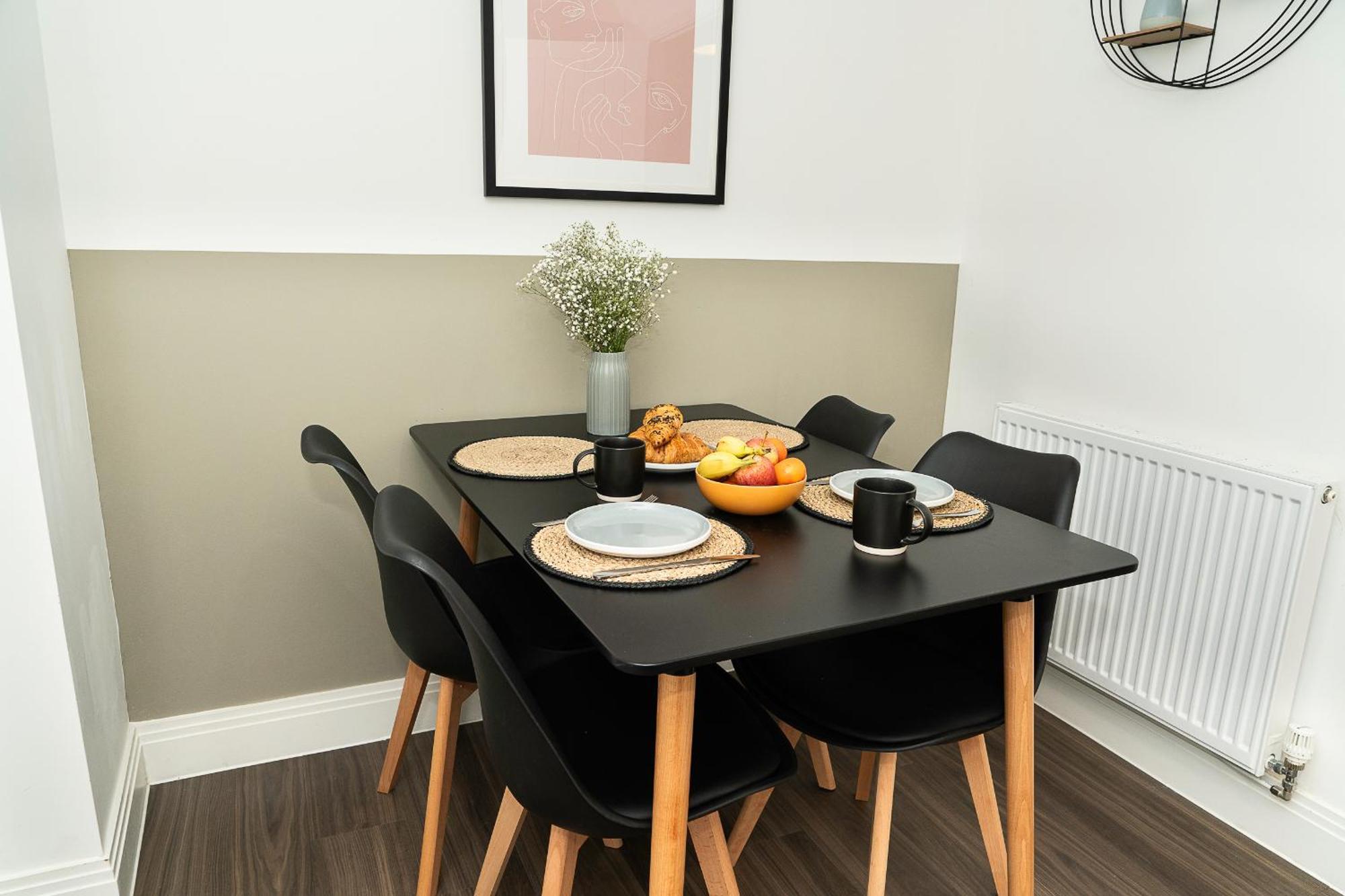 Hewitt House Business Contractor Holiday home