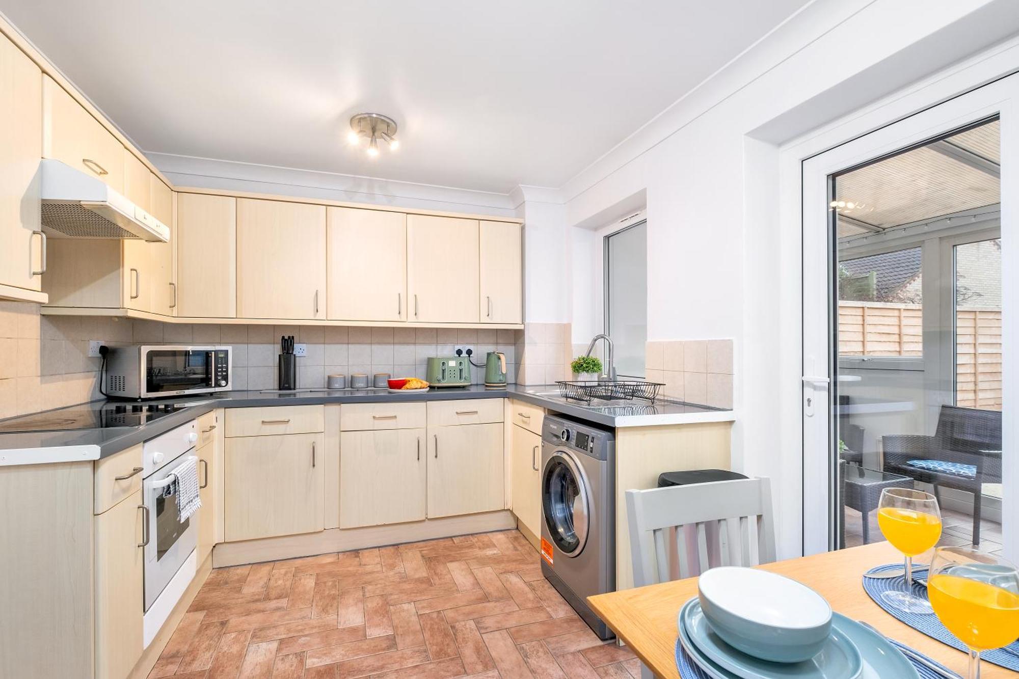 20pct Off Long Contractors Welcome Chantry Close Apartment Peterborough