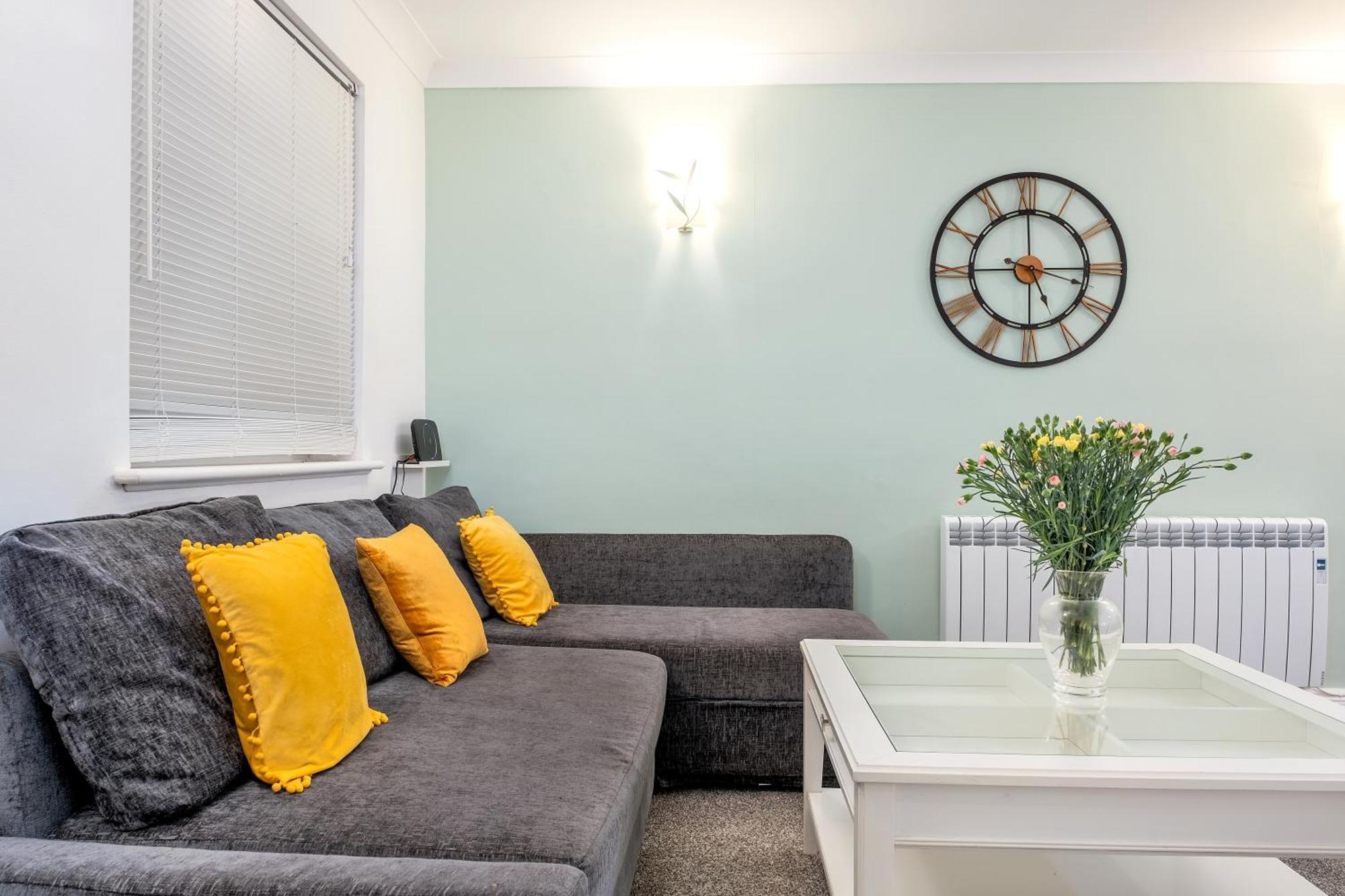 20pct Off Long Contractors Welcome Chantry Close