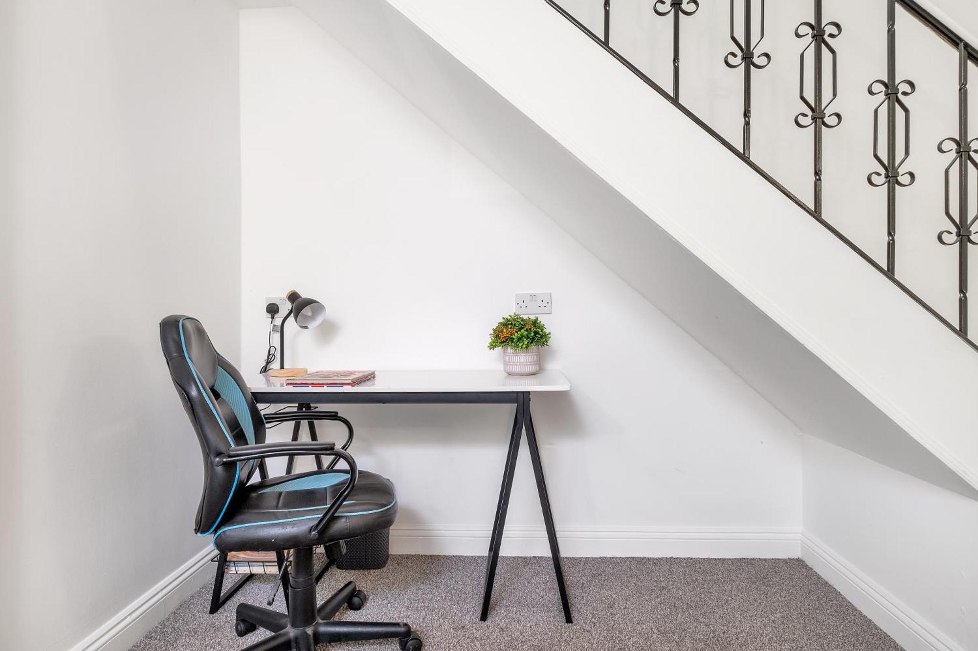 Apartment 20pct Off Long Contractors Welcome Chantry Close Peterborough