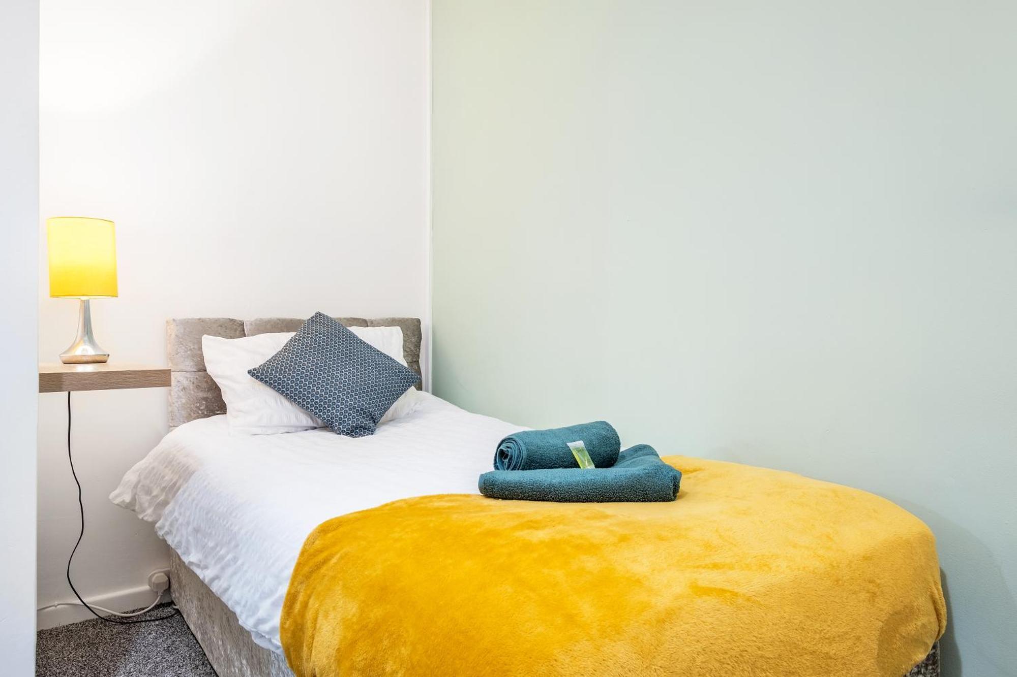 20pct Off Long Contractors Welcome Chantry Close Apartment Peterborough