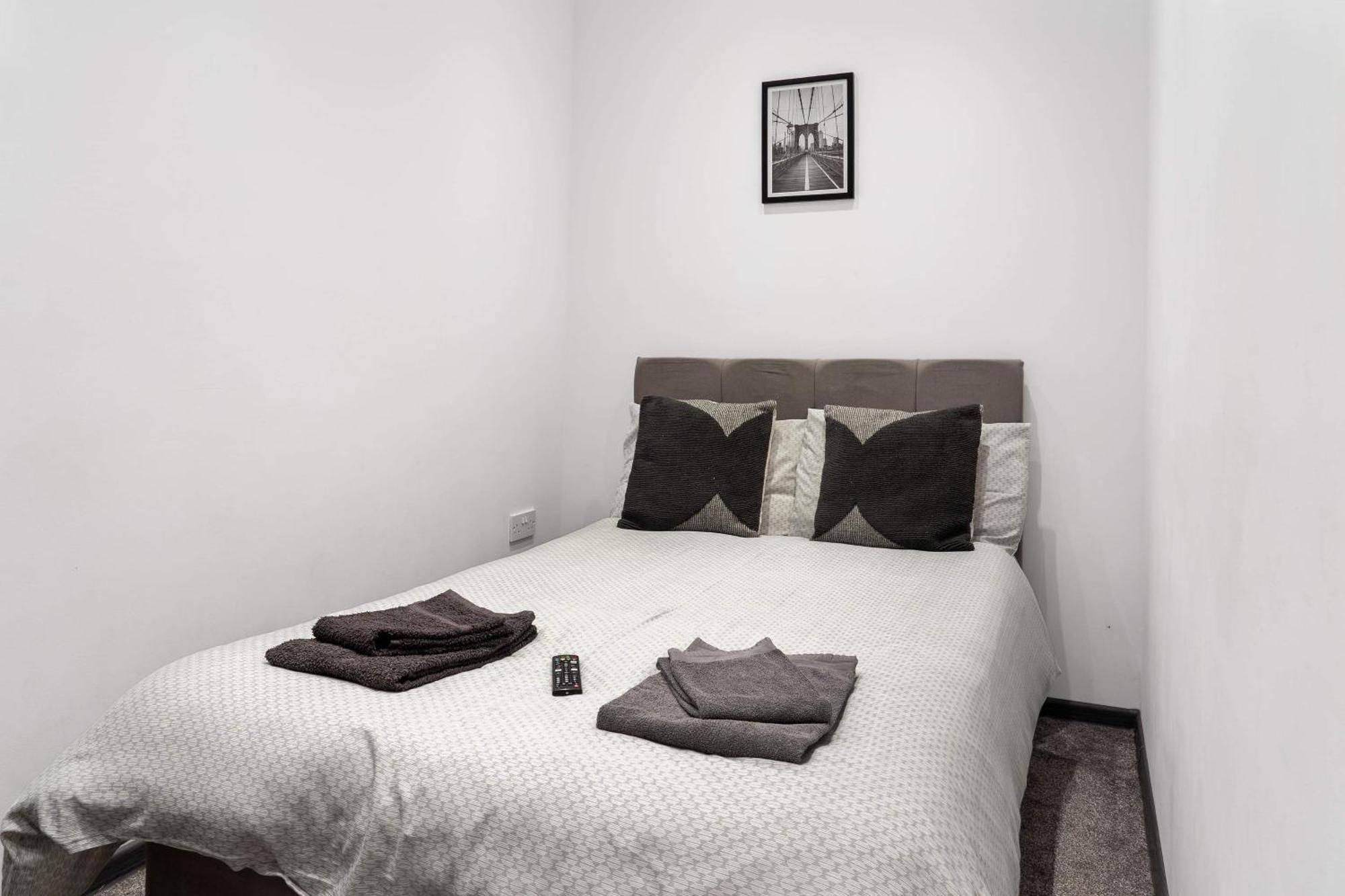 Cowgate Luxury *