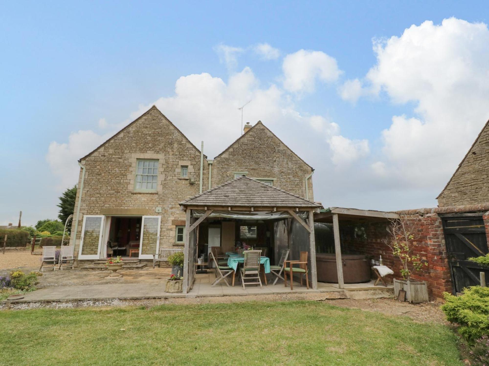Holiday home Glapthorn Manor