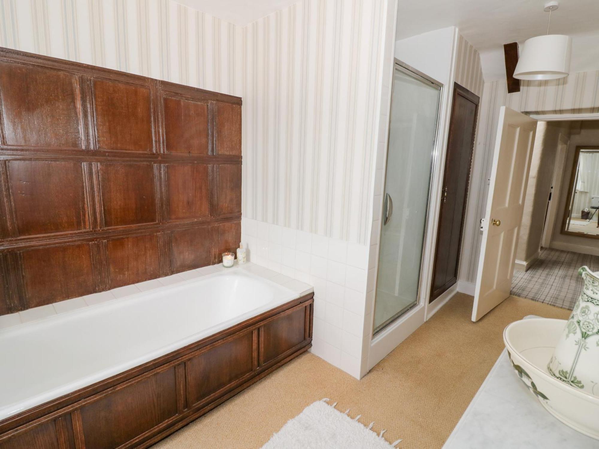 Glapthorn Manor Peterborough