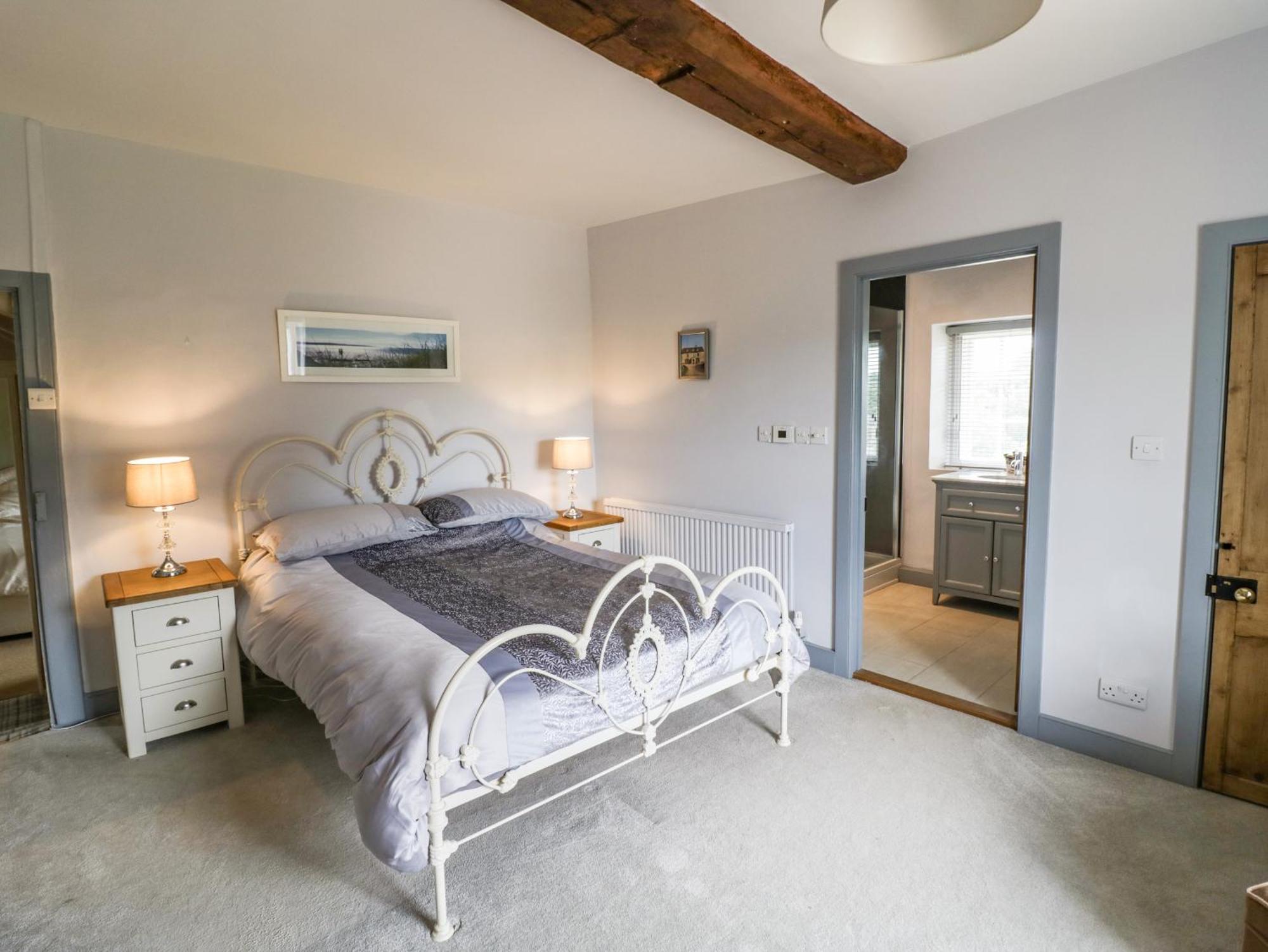 Glapthorn Manor Holiday home