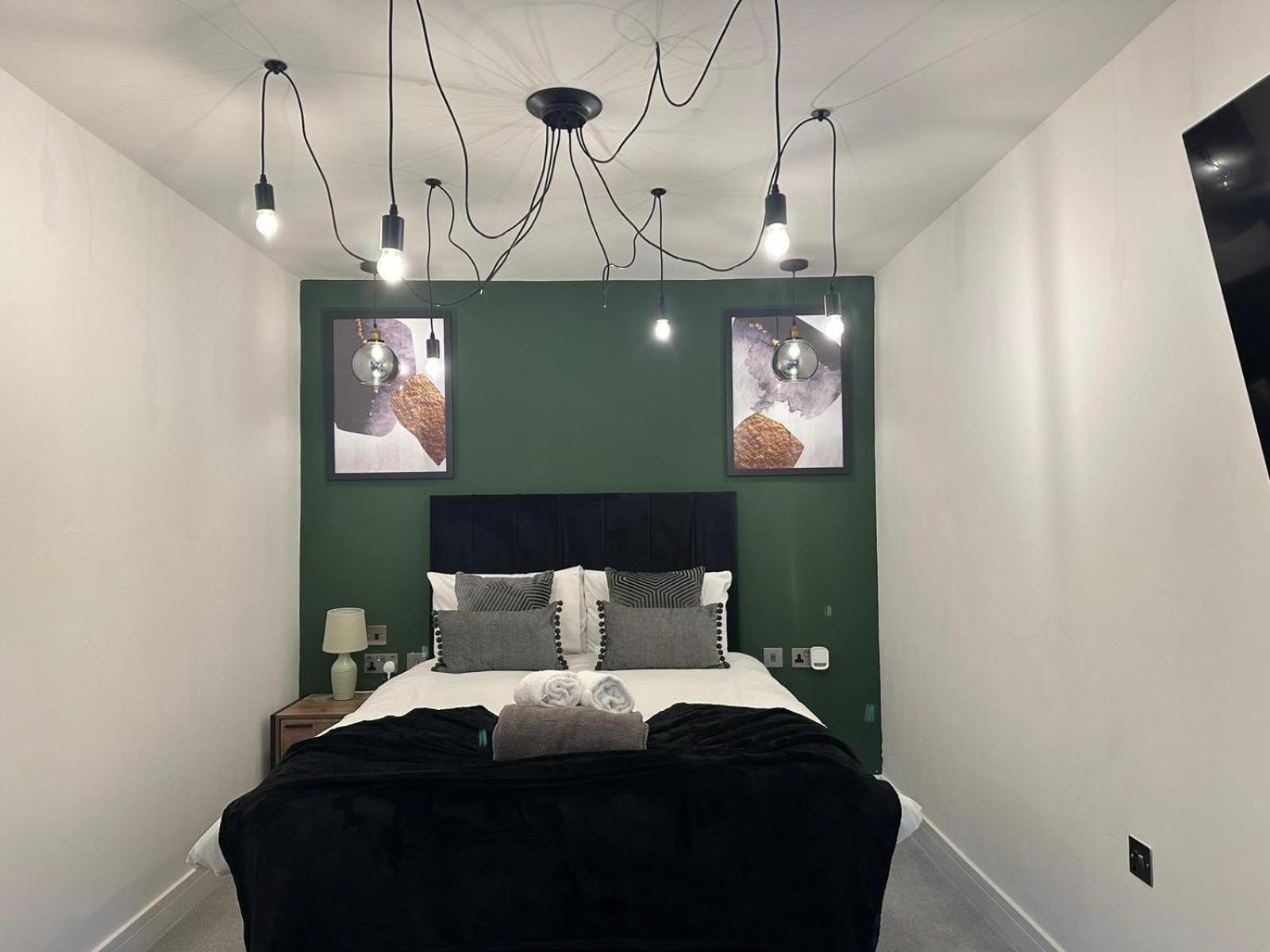 Aparthotel Newark House Premium With Sofa Beds - Wifi - Free Parking - Perfect For Contractors! *