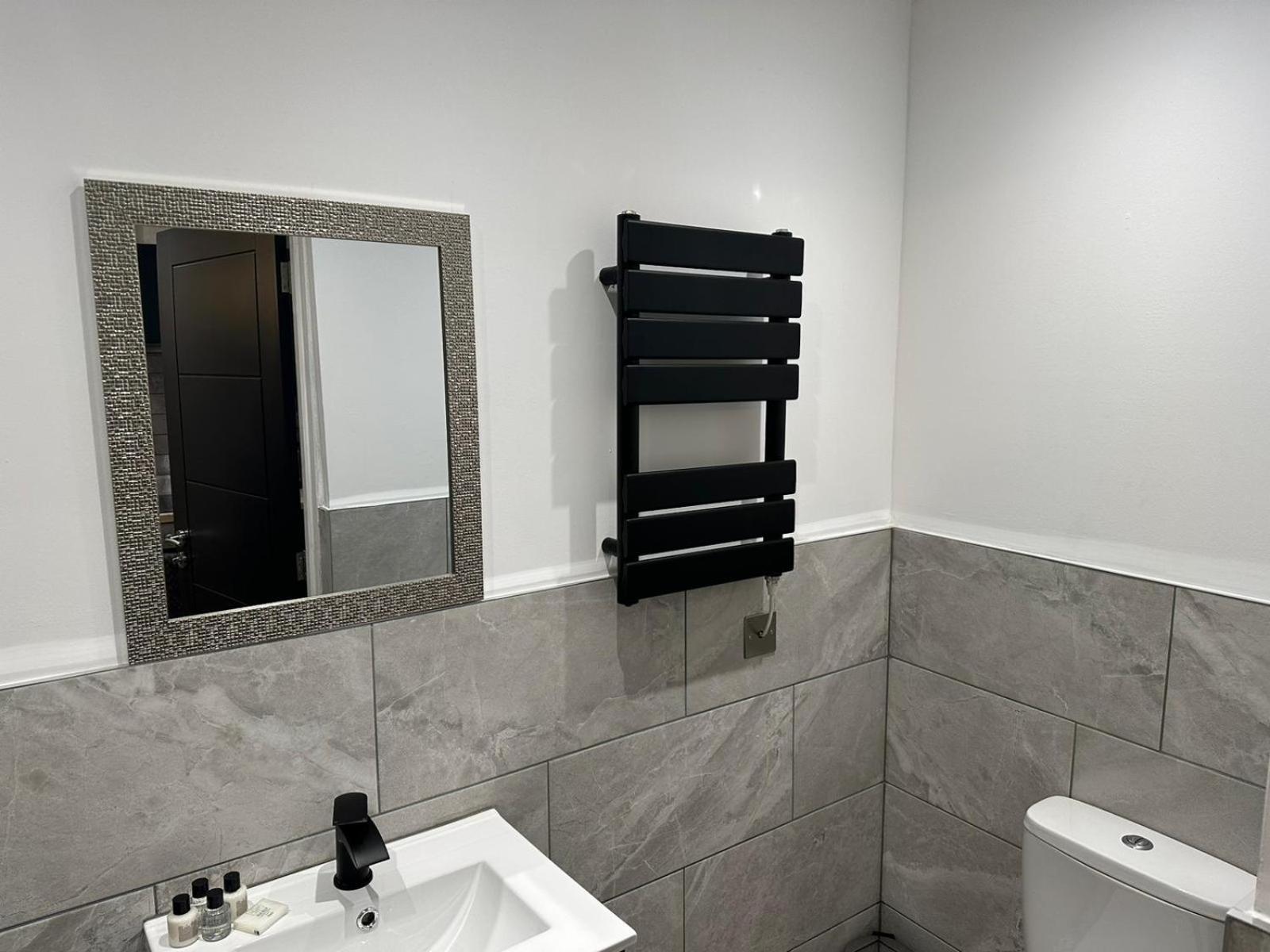 Newark House Premium With Sofa Beds - Wifi - Free Parking - Perfect For Contractors! *