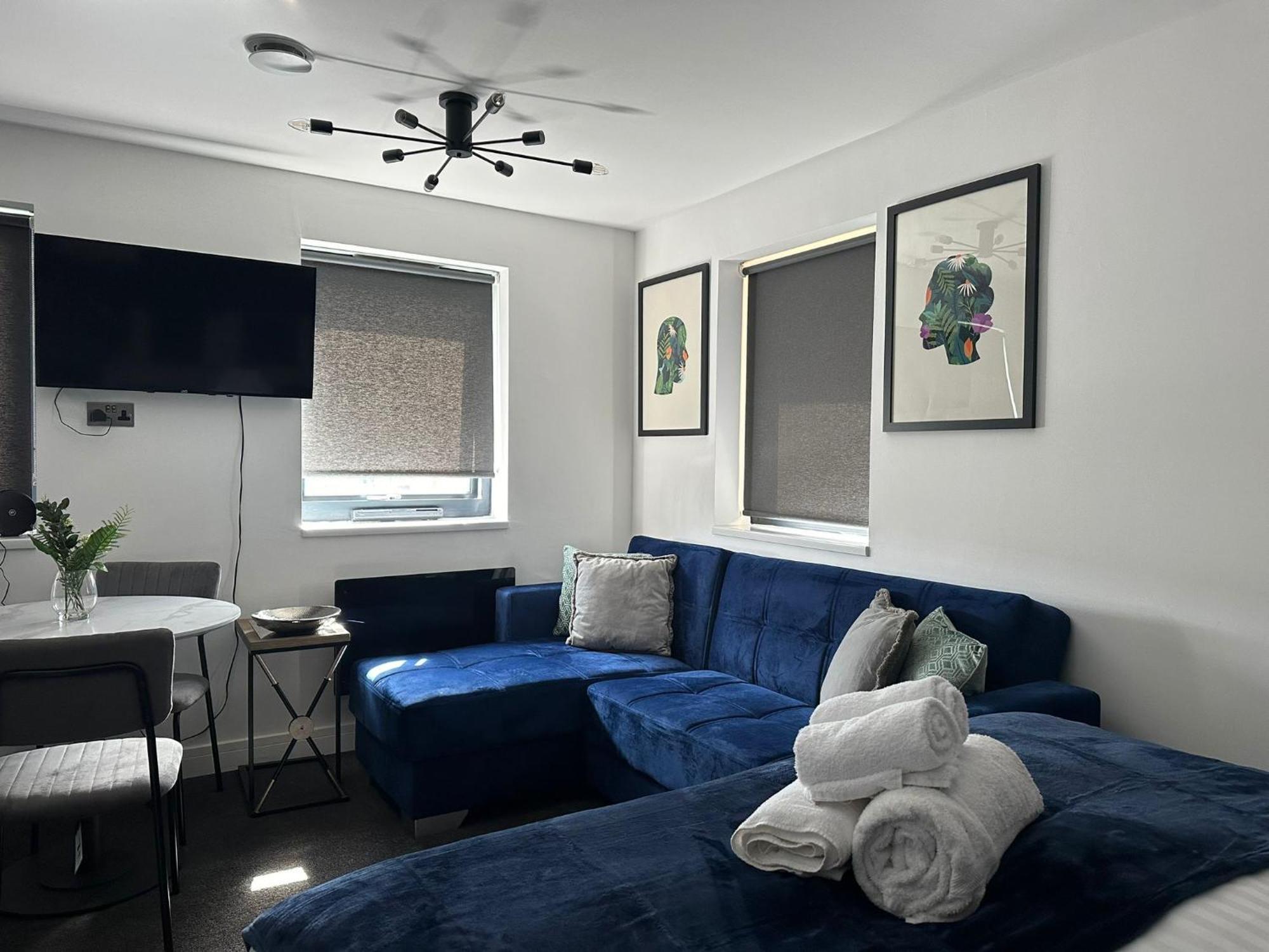 Newark House Premium With Sofa Beds - Wifi - Free Parking - Perfect For Contractors! * Peterborough