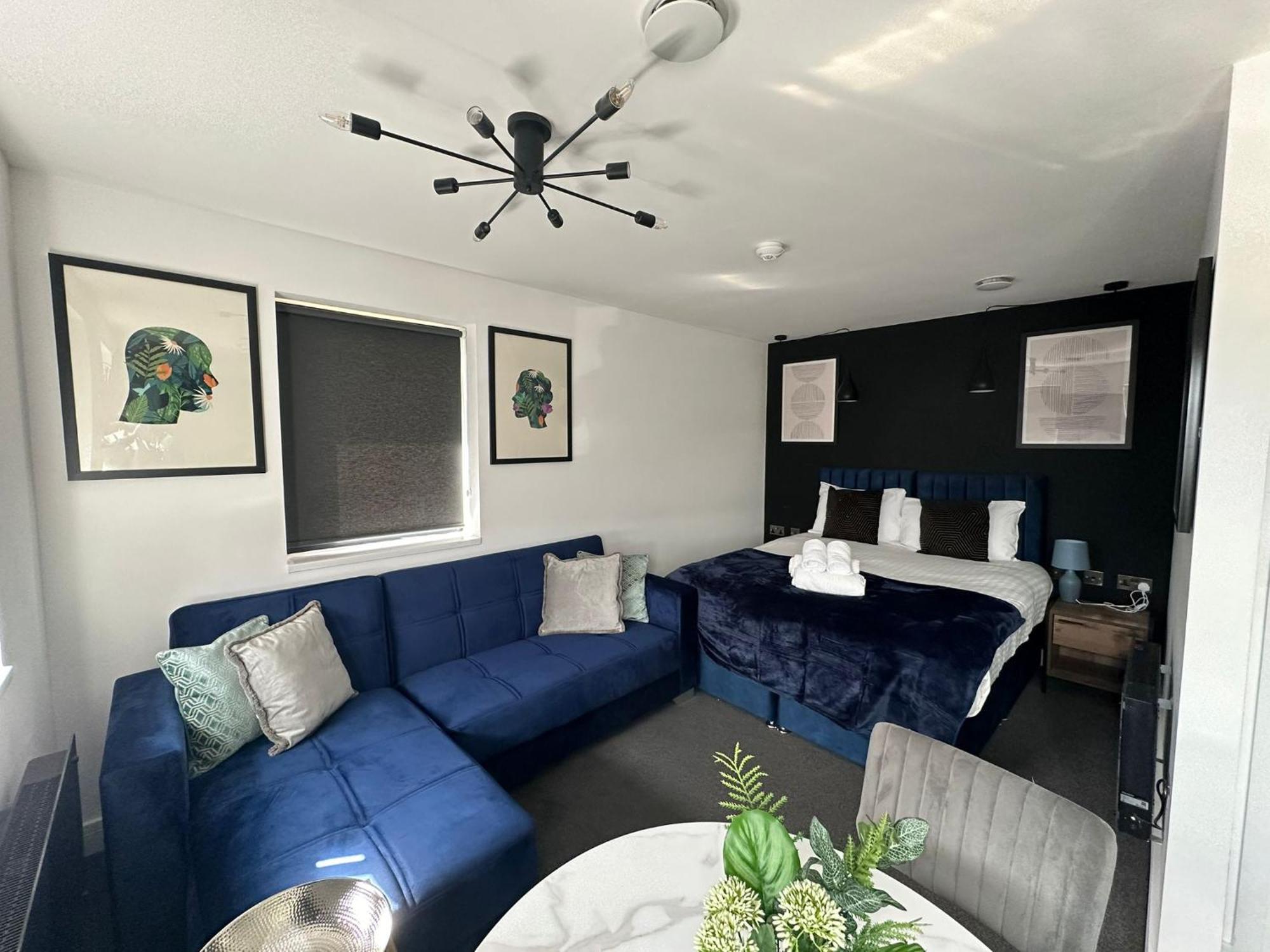 Newark House Premium With Sofa Beds - Wifi - Free Parking - Perfect For Contractors!