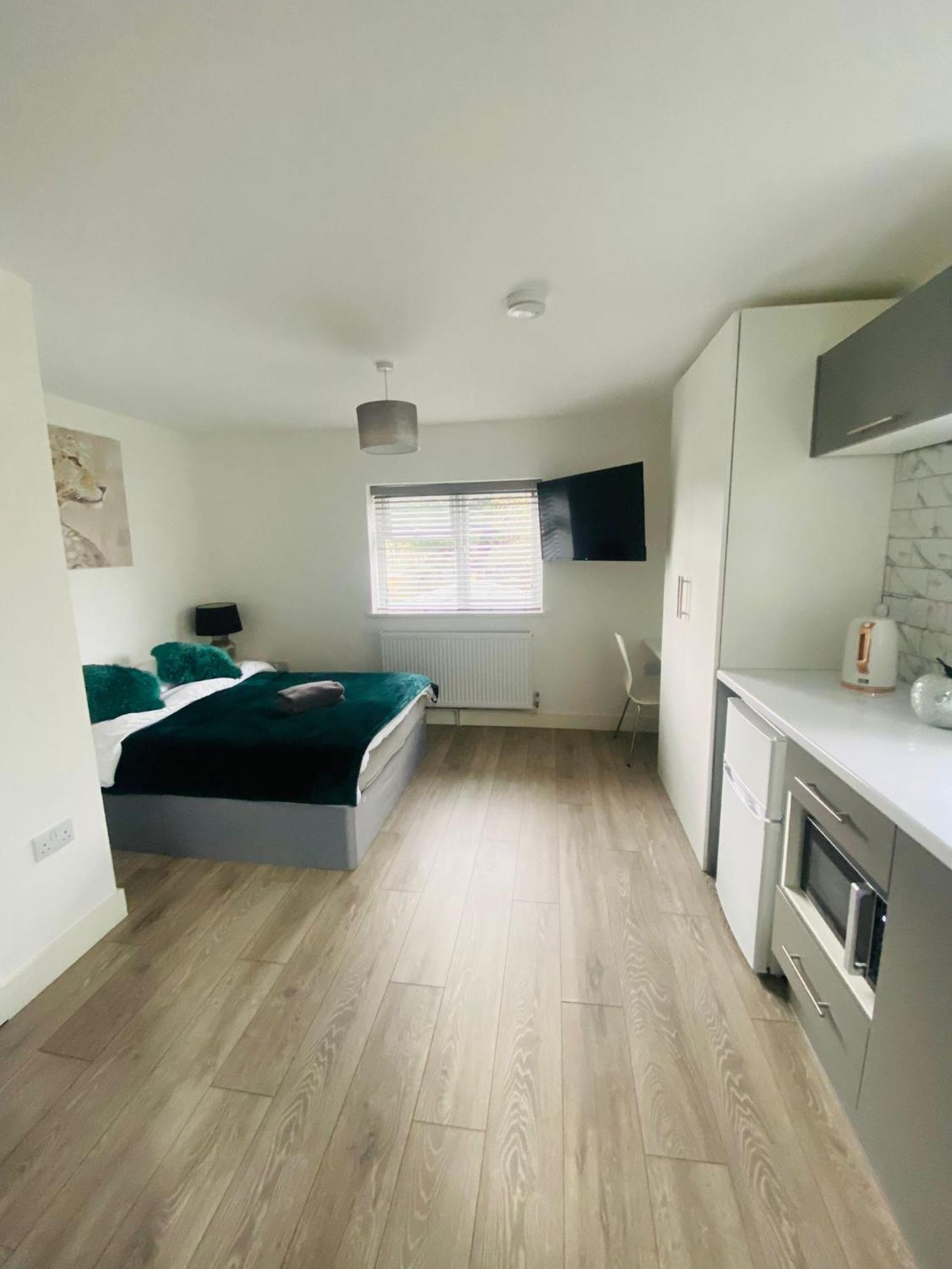 Roomello