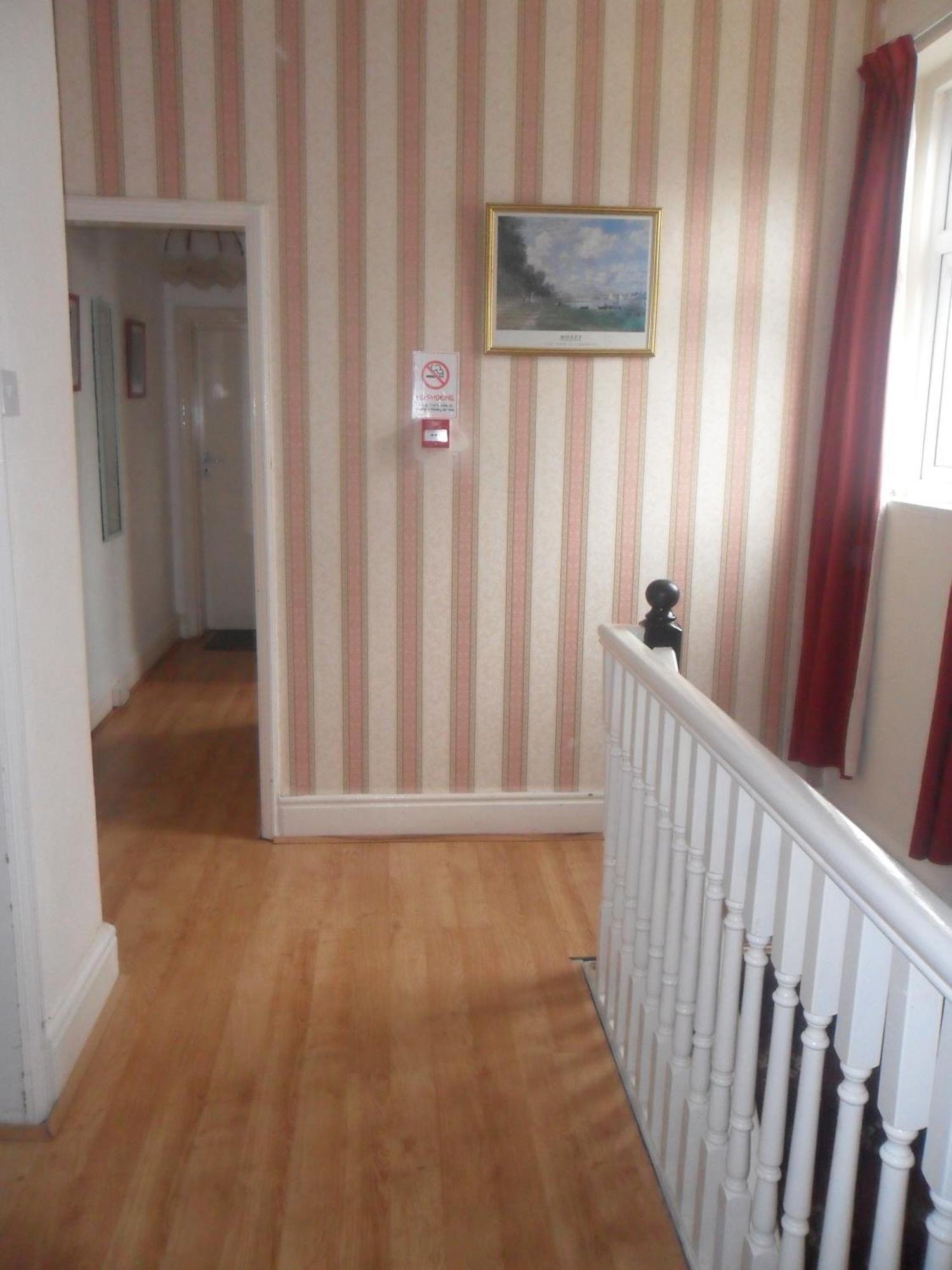 Guest house Arman House 3*
