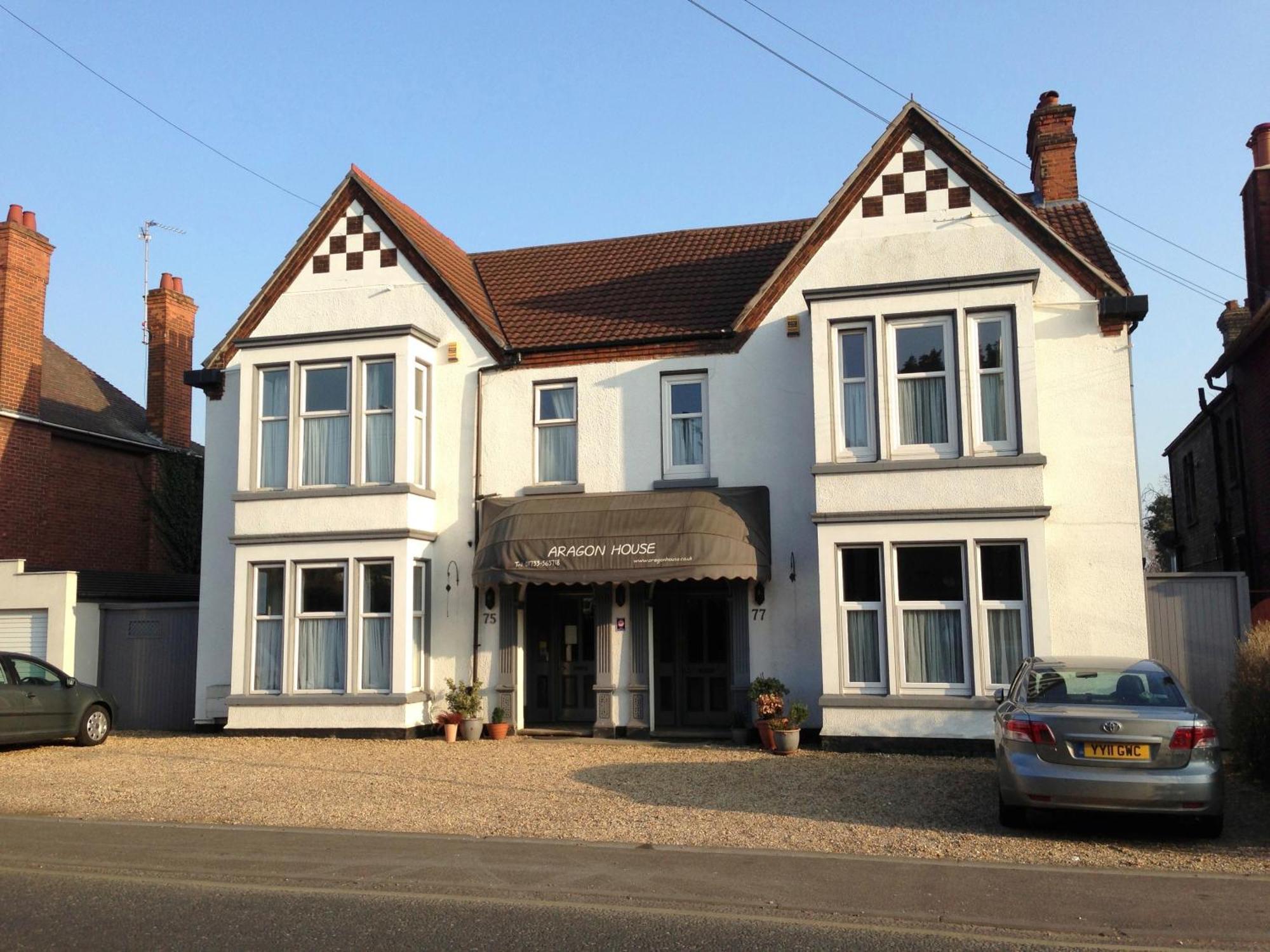 Aragon House 3* Peterborough