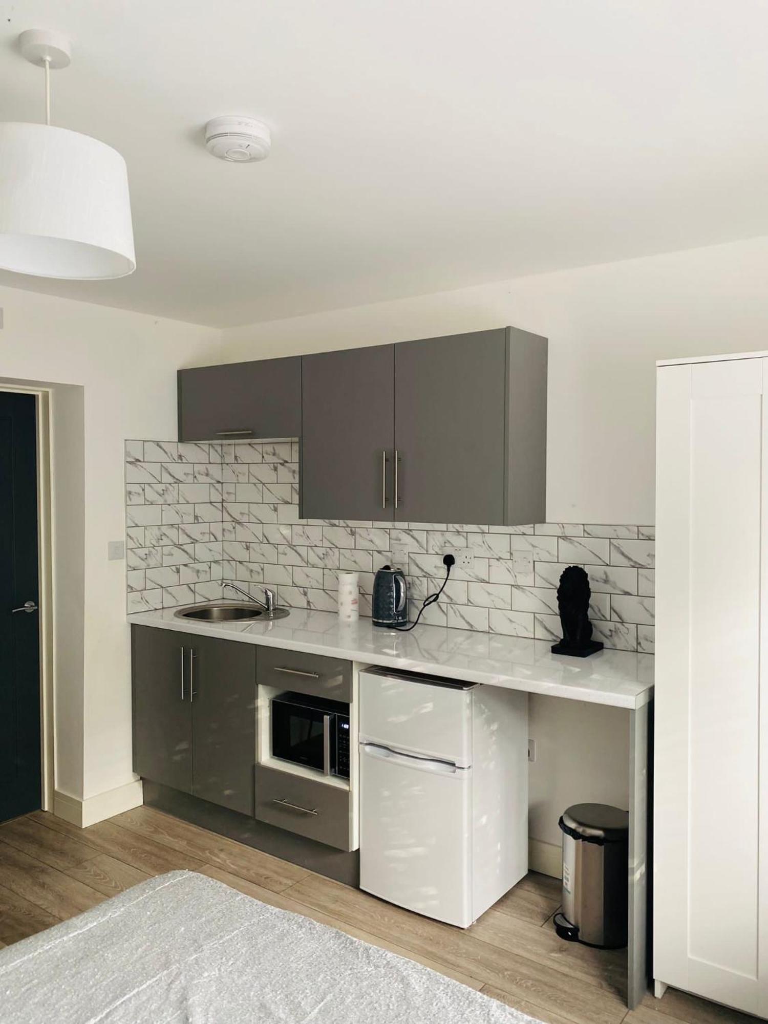 Apartment Roomello Peterborough