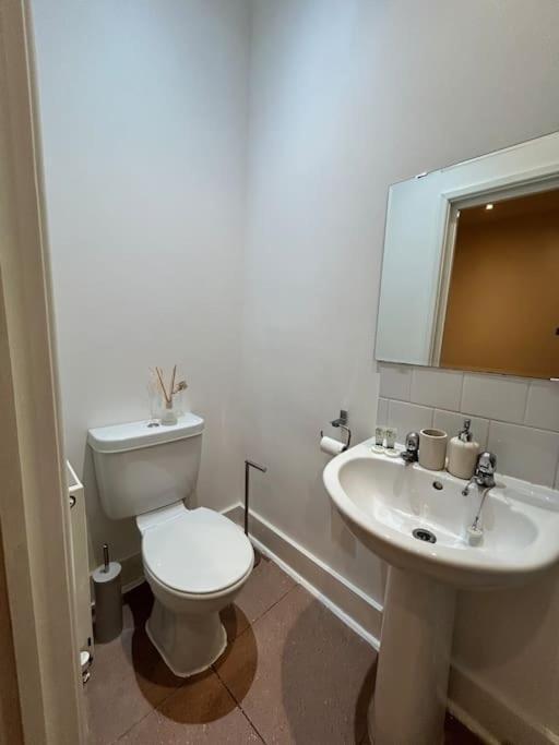 Apartment Tranquil Relaxing 2 Bed In Peterborough