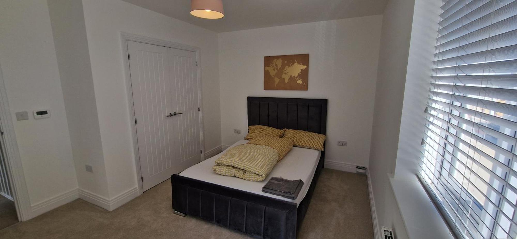 Holiday home Brand New Entire 4-bed House In Peterborough