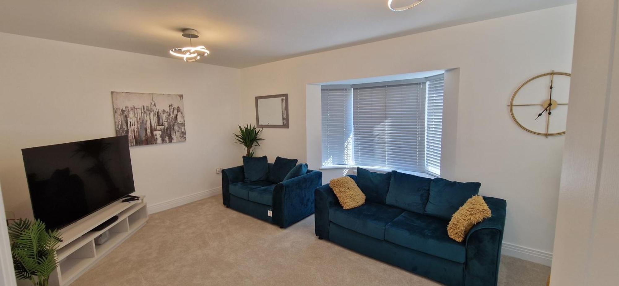 Brand New Entire 4-bed House In Peterborough