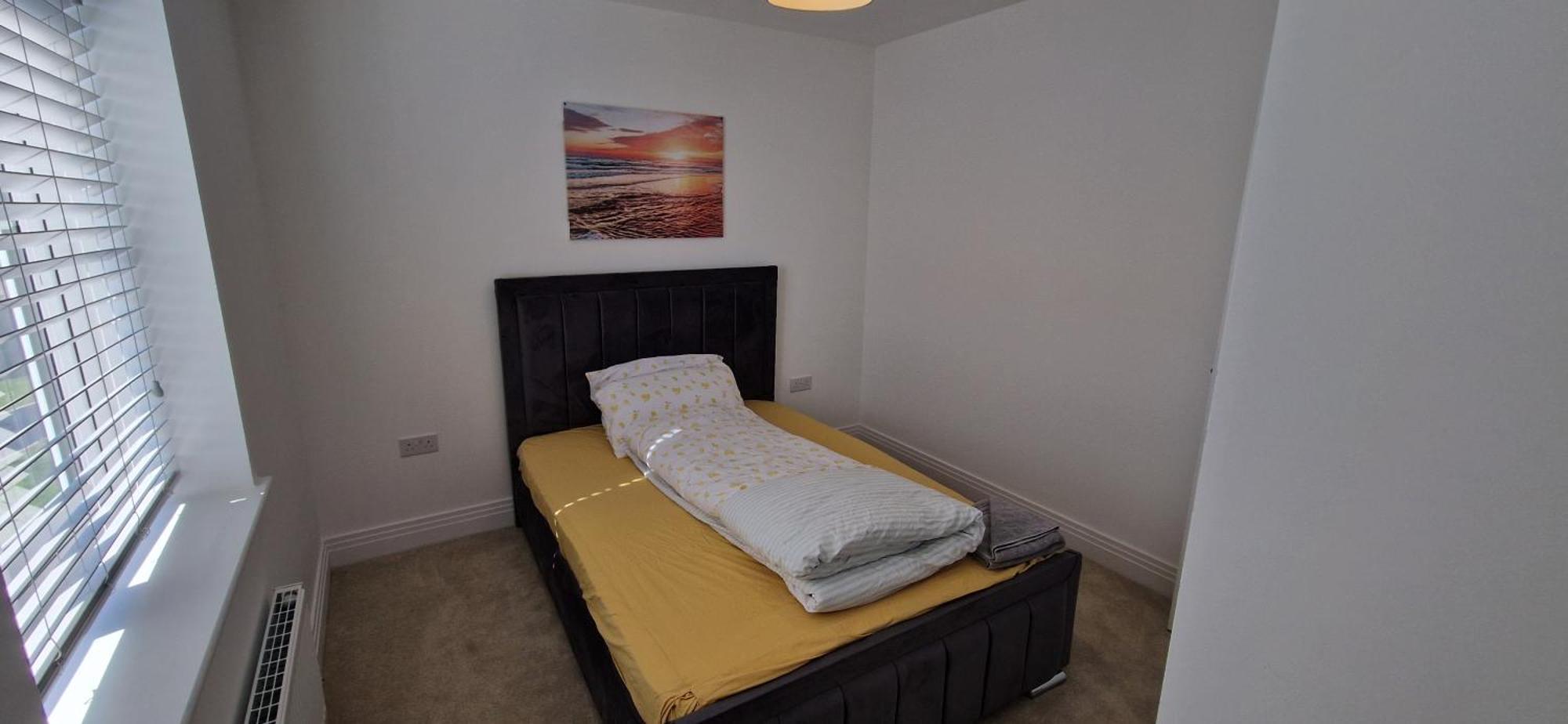 Brand New Entire 4-bed House In Holiday home *