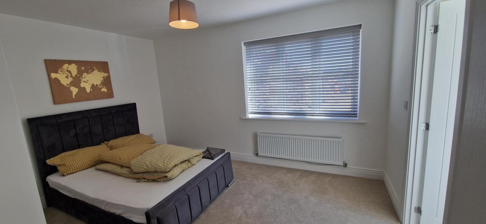 Brand New Entire 4-bed House In *