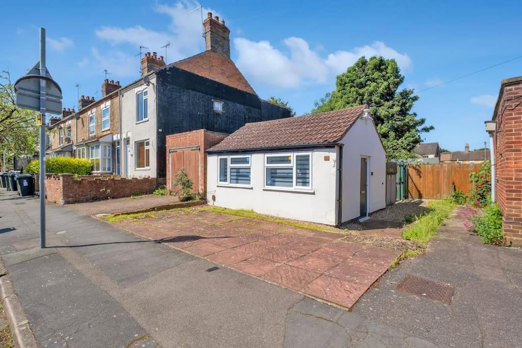 Apartment Small And Cosy Entire House In Peterborough