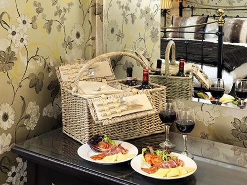 The Crown 5* Peterborough