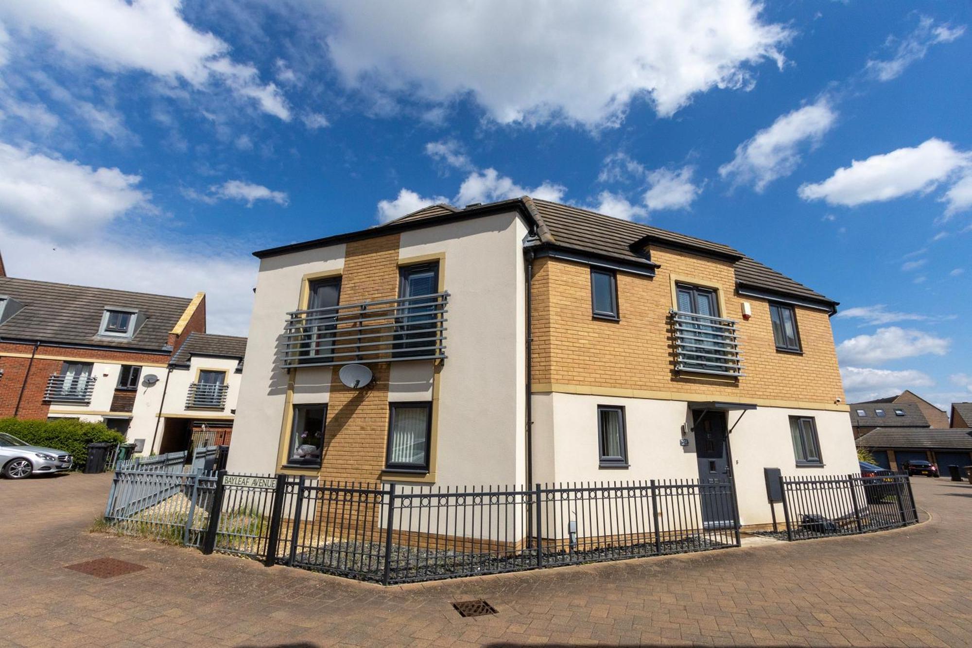 Hampton 3-bedroom Relaxing Escape With Parking * Peterborough