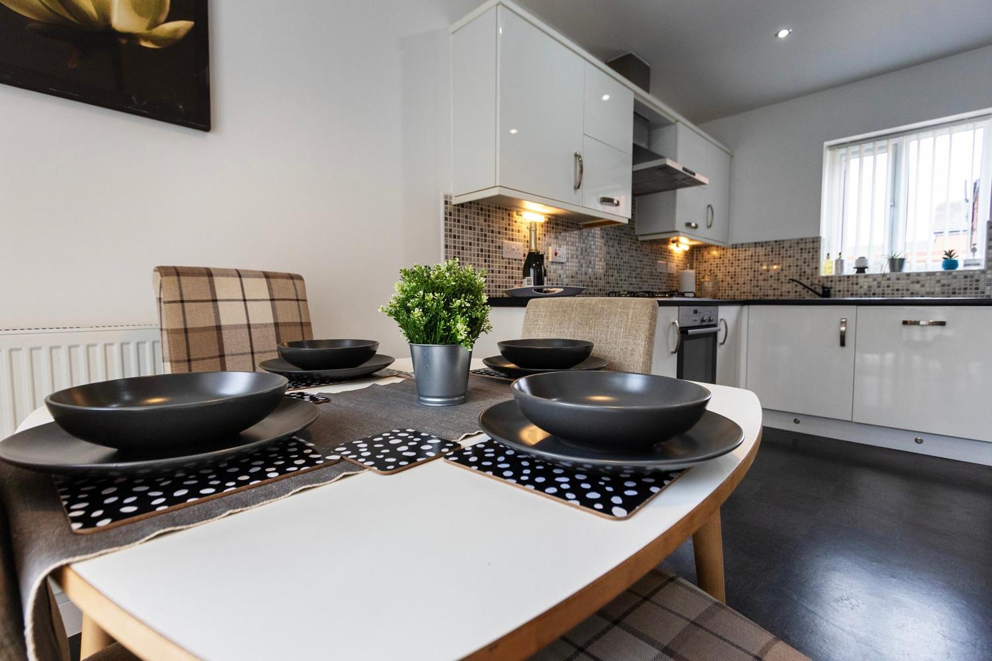 Hampton 3-bedroom Relaxing Escape With Parking Holiday home